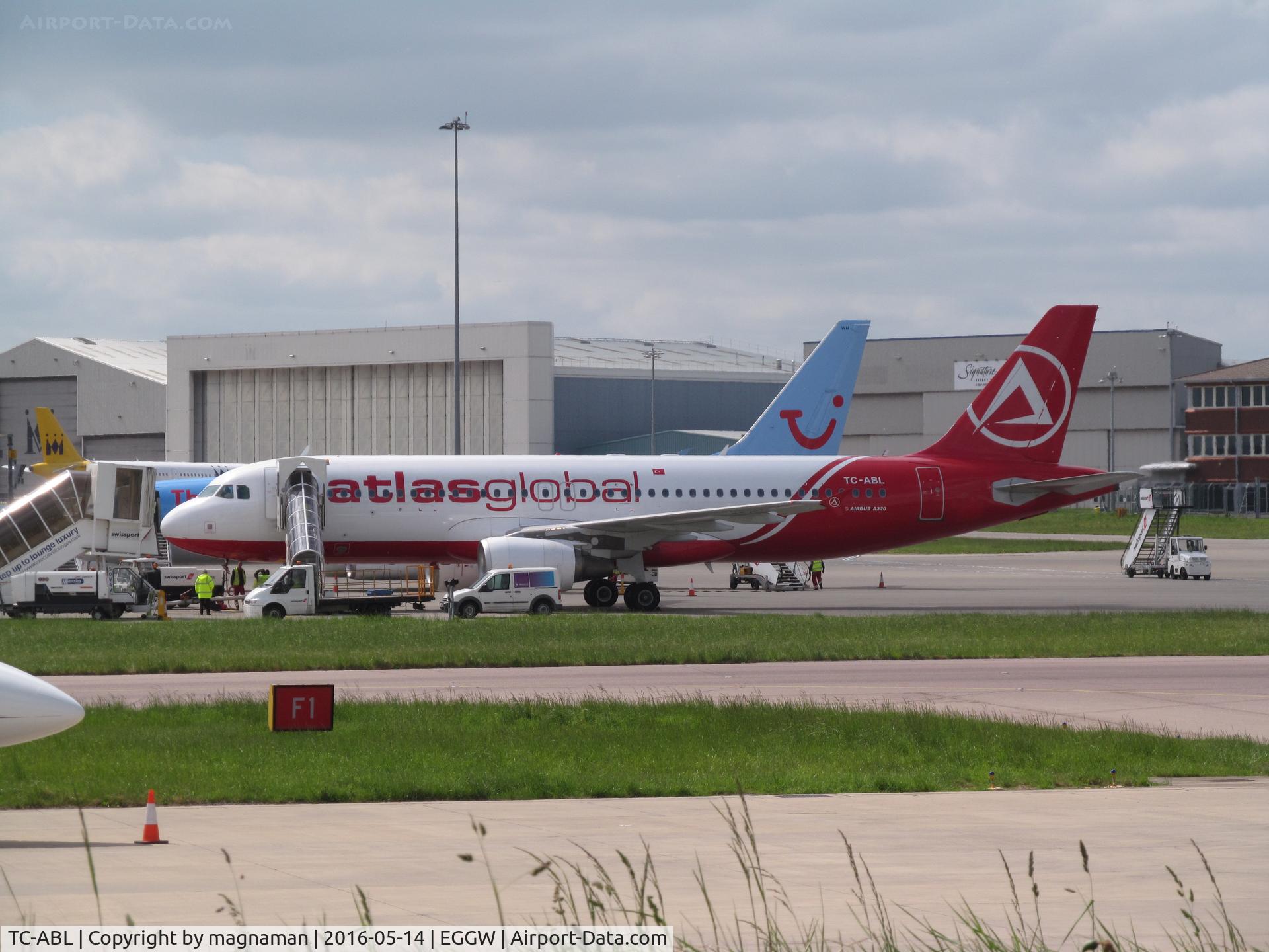TC-ABL, 2001 Airbus A320-214 C/N 1390, nice charter at ltn