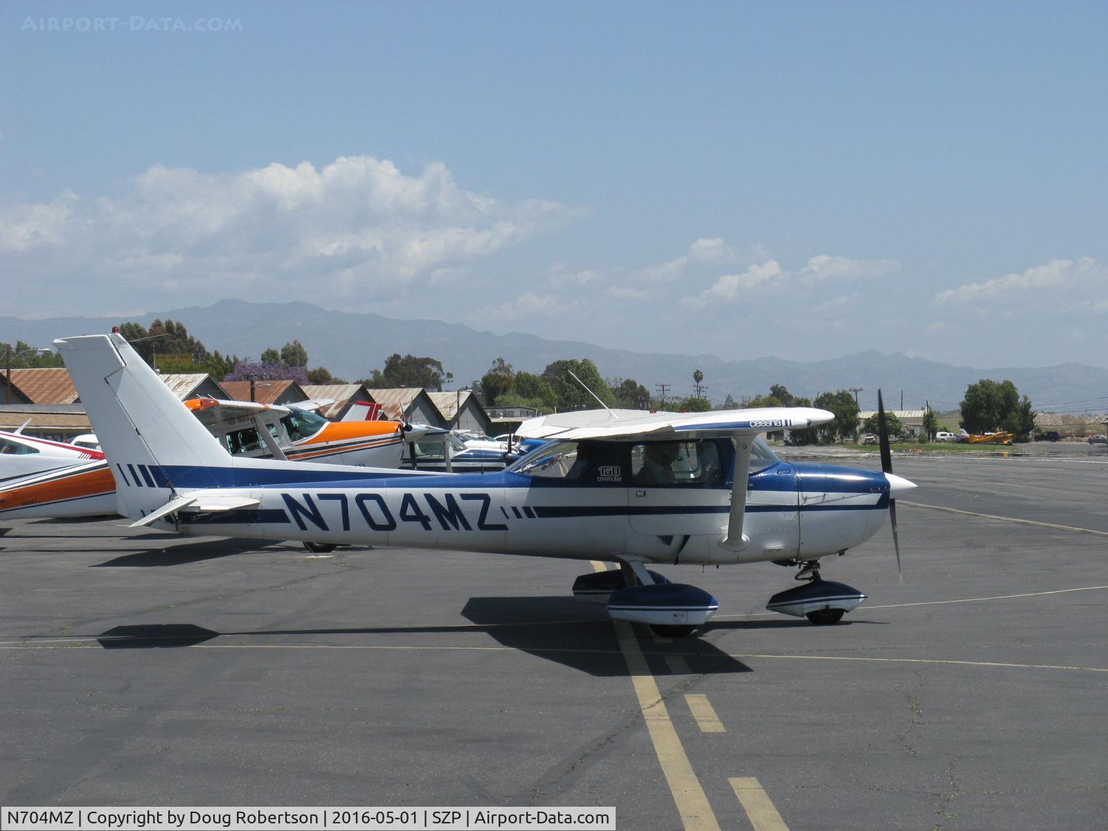 N704MZ, 1976 Cessna 150M C/N 15078732, 1976 Cessna 150M, Continental O-200 100 Hp, taxi