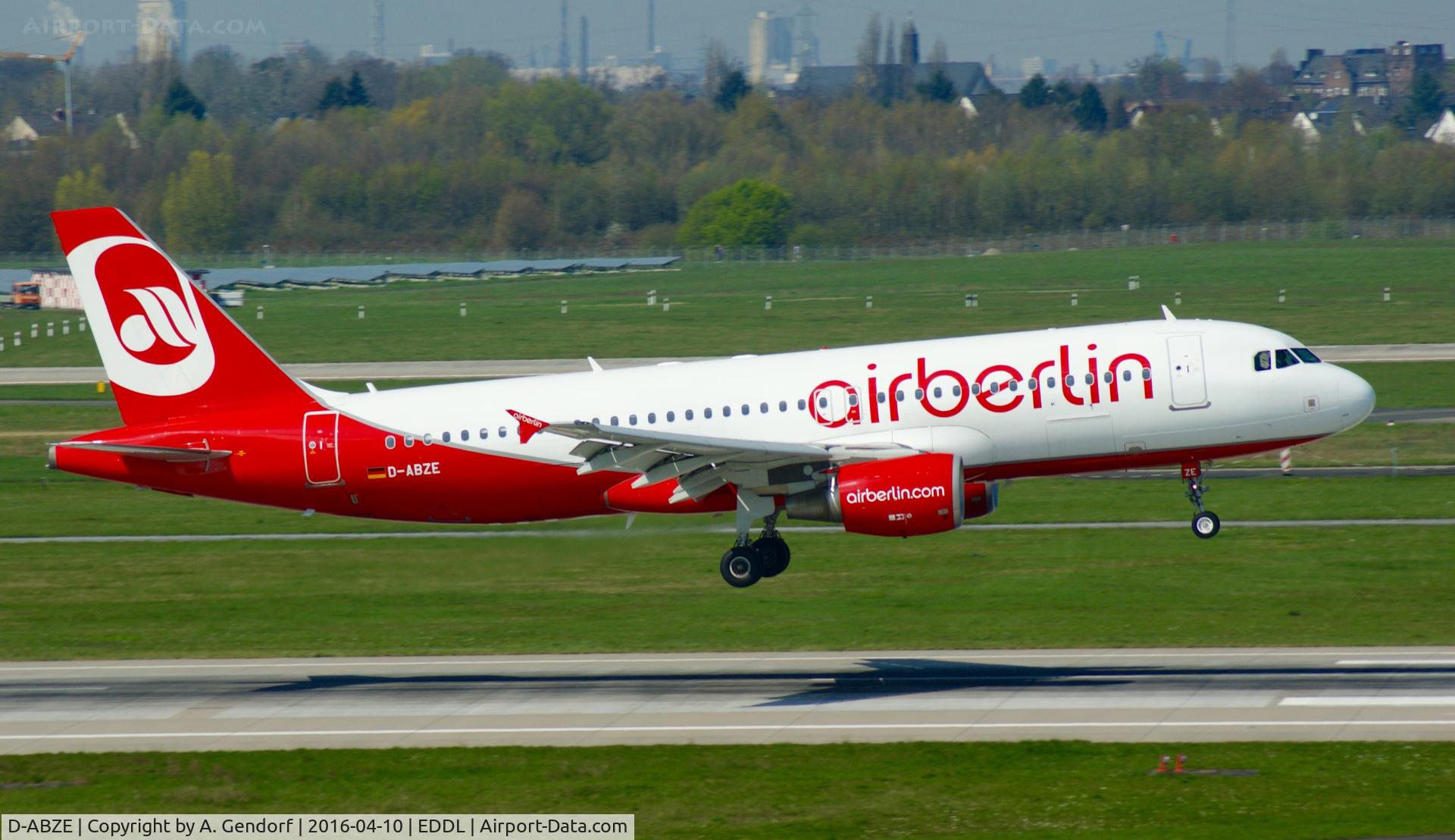 D-ABZE, 2008 Airbus A320-216 C/N 3464, Air Berlin, is here landing at Düsseldorf Int'l(EDDL)