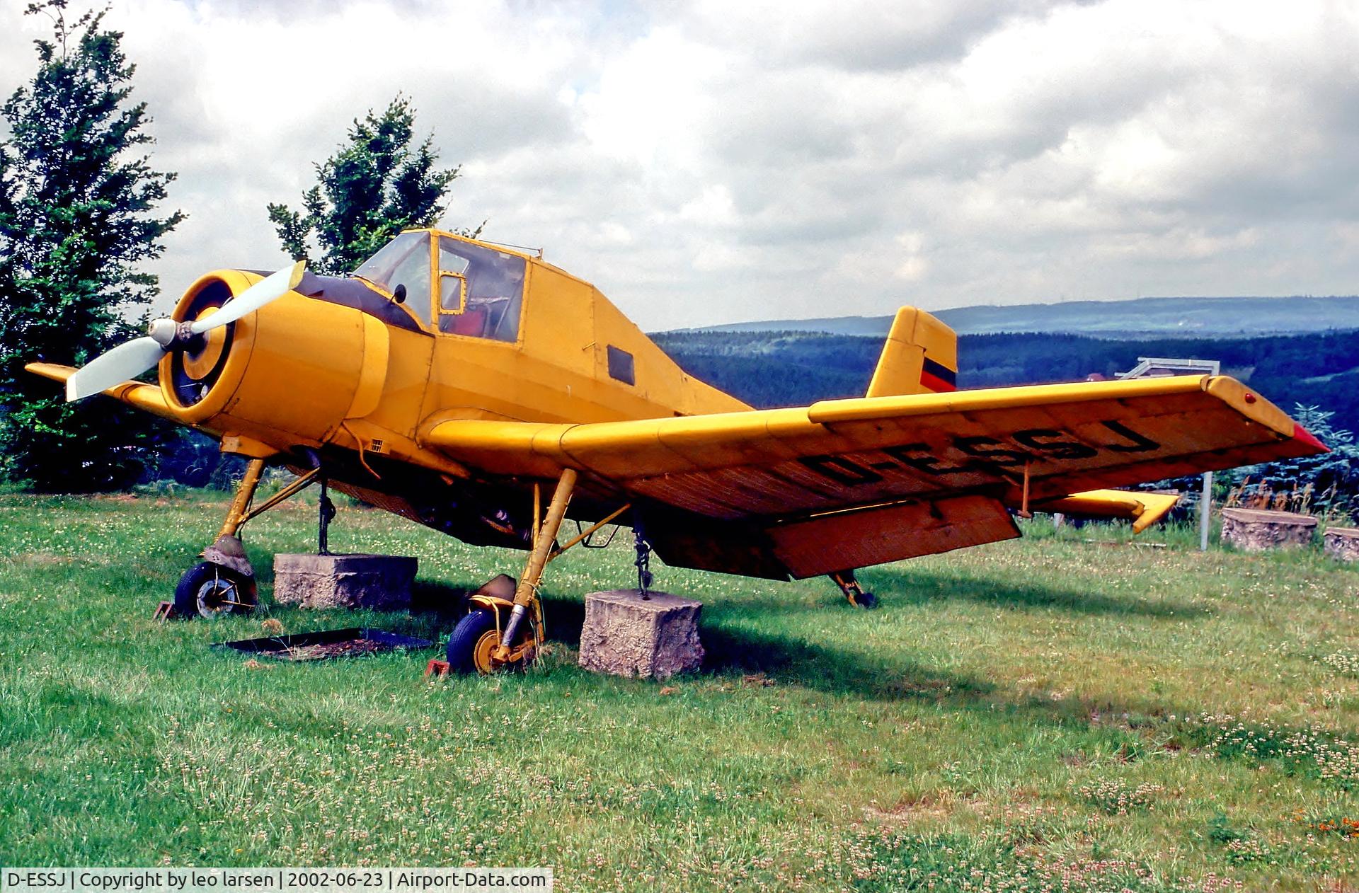 D-ESSJ, 1974 Let Z-37A Cmelak C/N 17-28, Hermeskeil Museum 23.6.02
