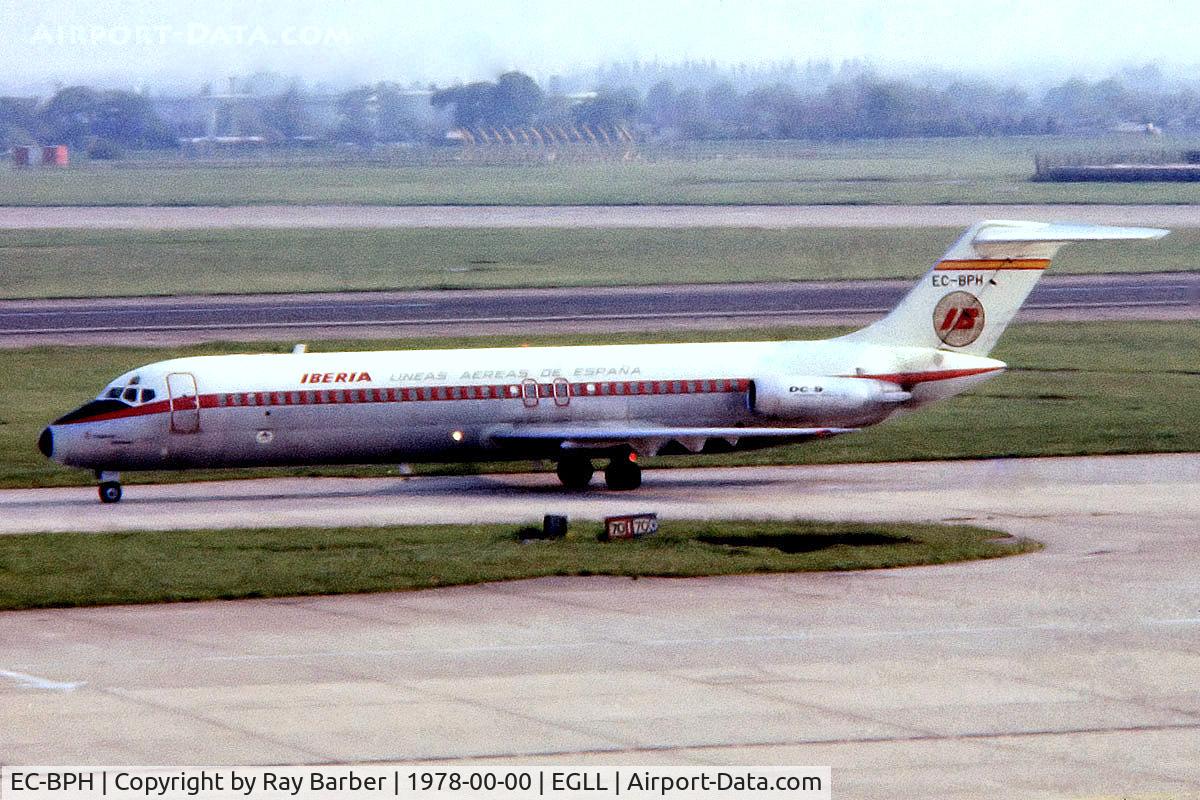 EC-BPH, 1969 Douglas DC-9-32 C/N 47368, McDonnell Douglas DC-9-32 [47368] (Iberia) Heathrow~G @1978. From a slide.