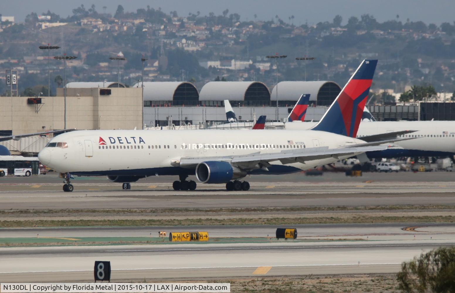 N130DL, 1988 Boeing 767-332 C/N 24080, Delta