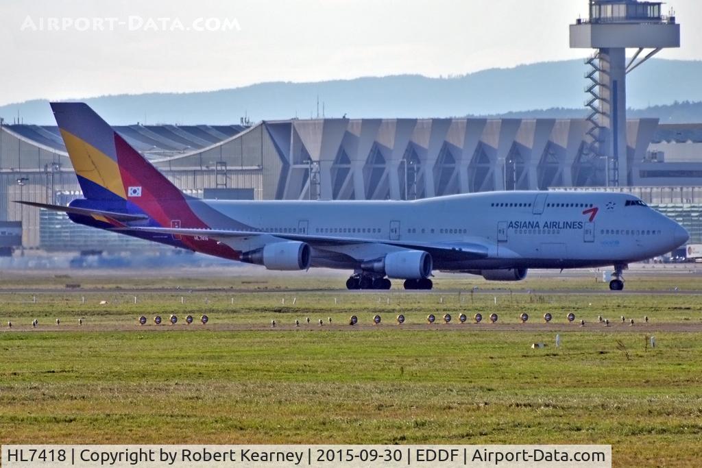 HL7418, 1994 Boeing 747-48E C/N 25780, Taxiing in after arrival