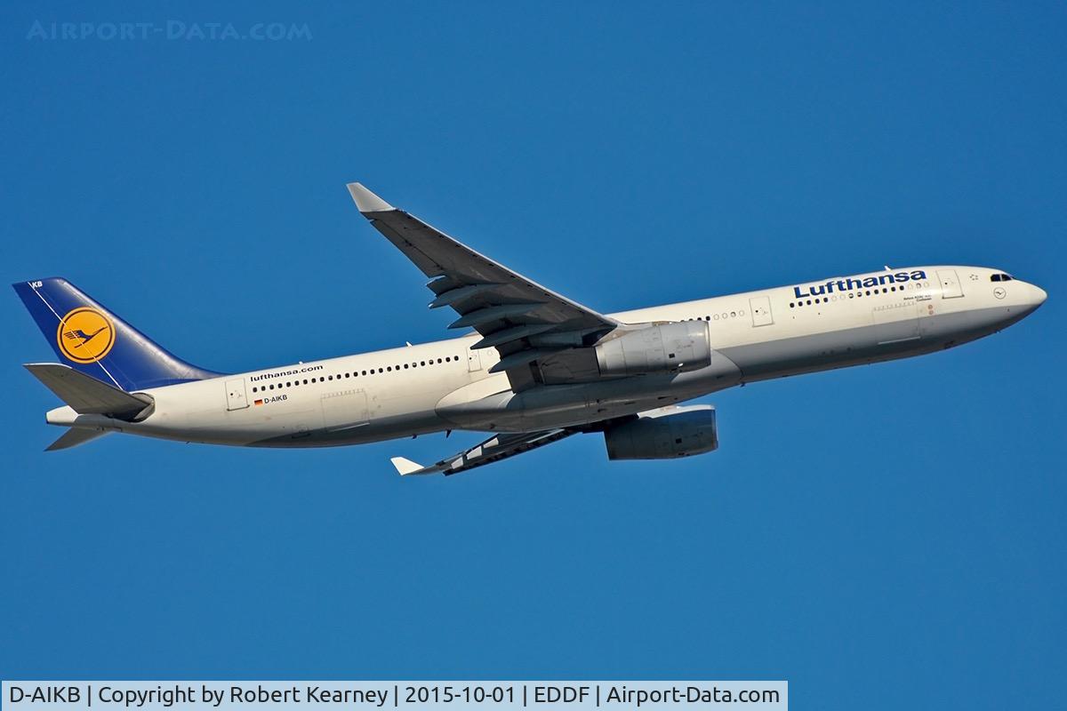 D-AIKB, 2004 Airbus A330-343X C/N 576, Climbing out of EDDF