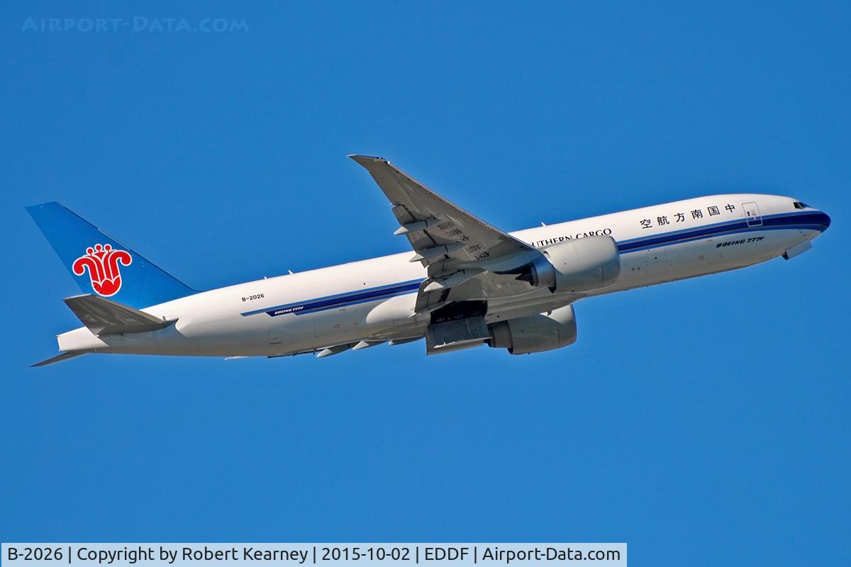 B-2026, 2015 Boeing 777-F1B C/N 41635, Climbing out of EDDF