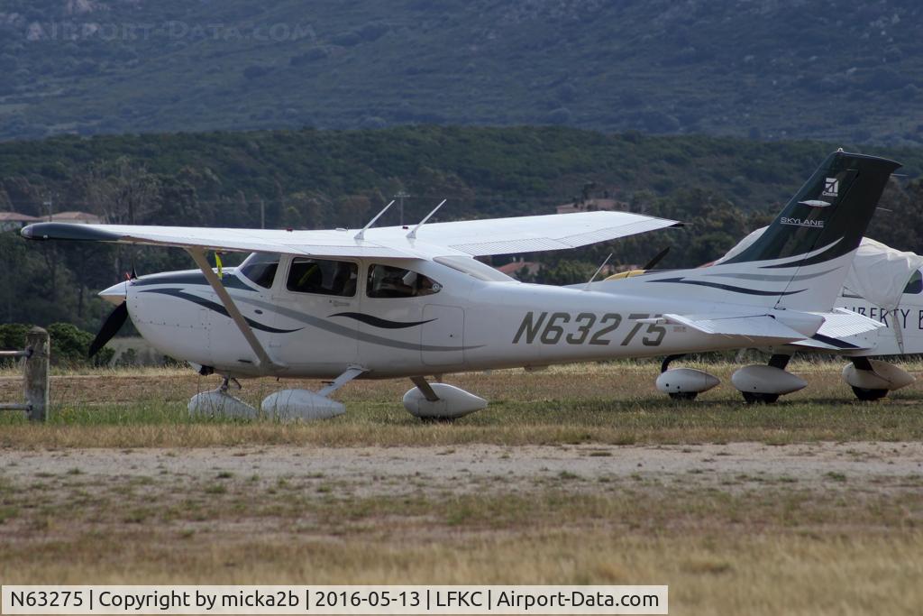 N63275, Cessna 182T Skylane C/N 18282131, Parked