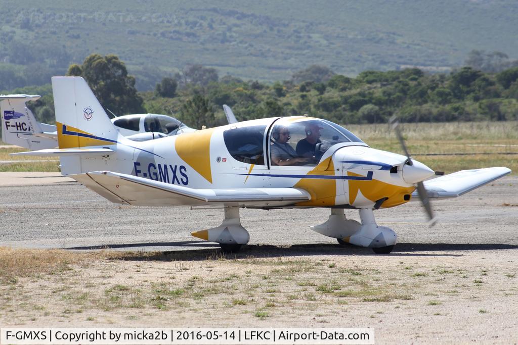 F-GMXS, 1994 Robin DR-400-140B Major C/N 2233, Taxiing