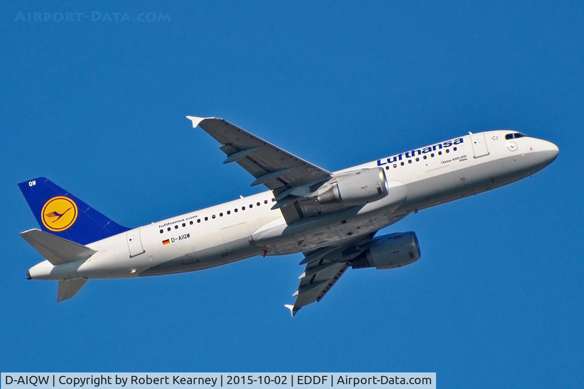 D-AIQW, 2000 Airbus A320-211 C/N 1367, Climbing out of EDDF