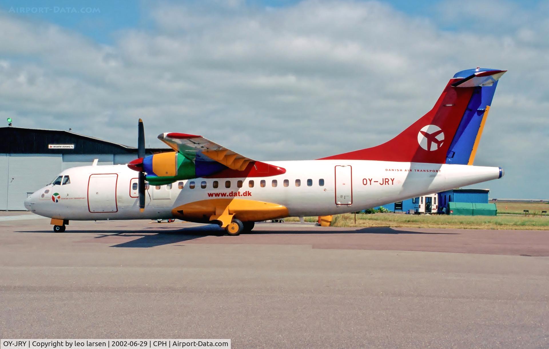 OY-JRY, 1987 ATR 42-320 C/N 063, Copenhagen 29.6.02