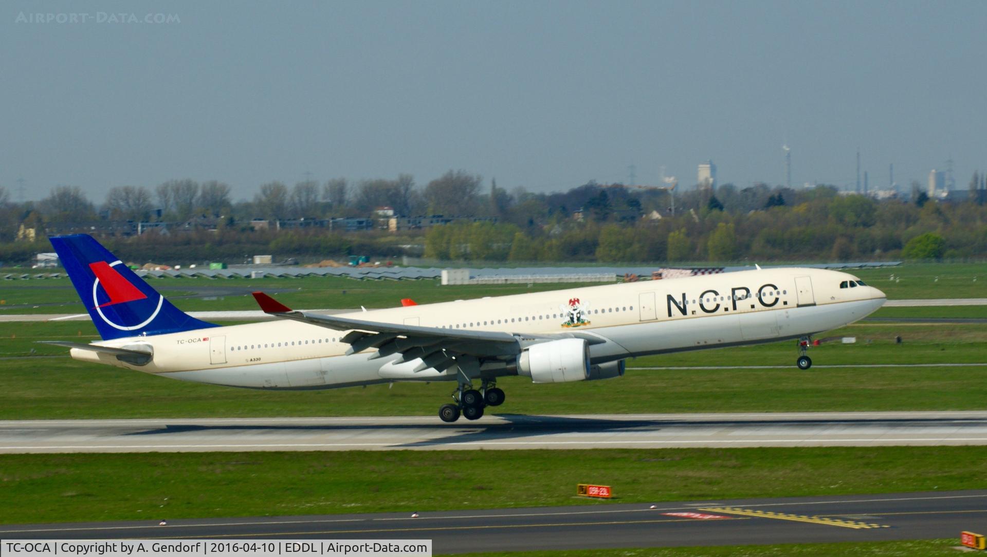 TC-OCA, 1995 Airbus A330-322 C/N 072, Onur Air (Saudi Arabian cs. / N.C.P.C. ttl.), is here landing at Düsseldorf Int'l(EDDL)