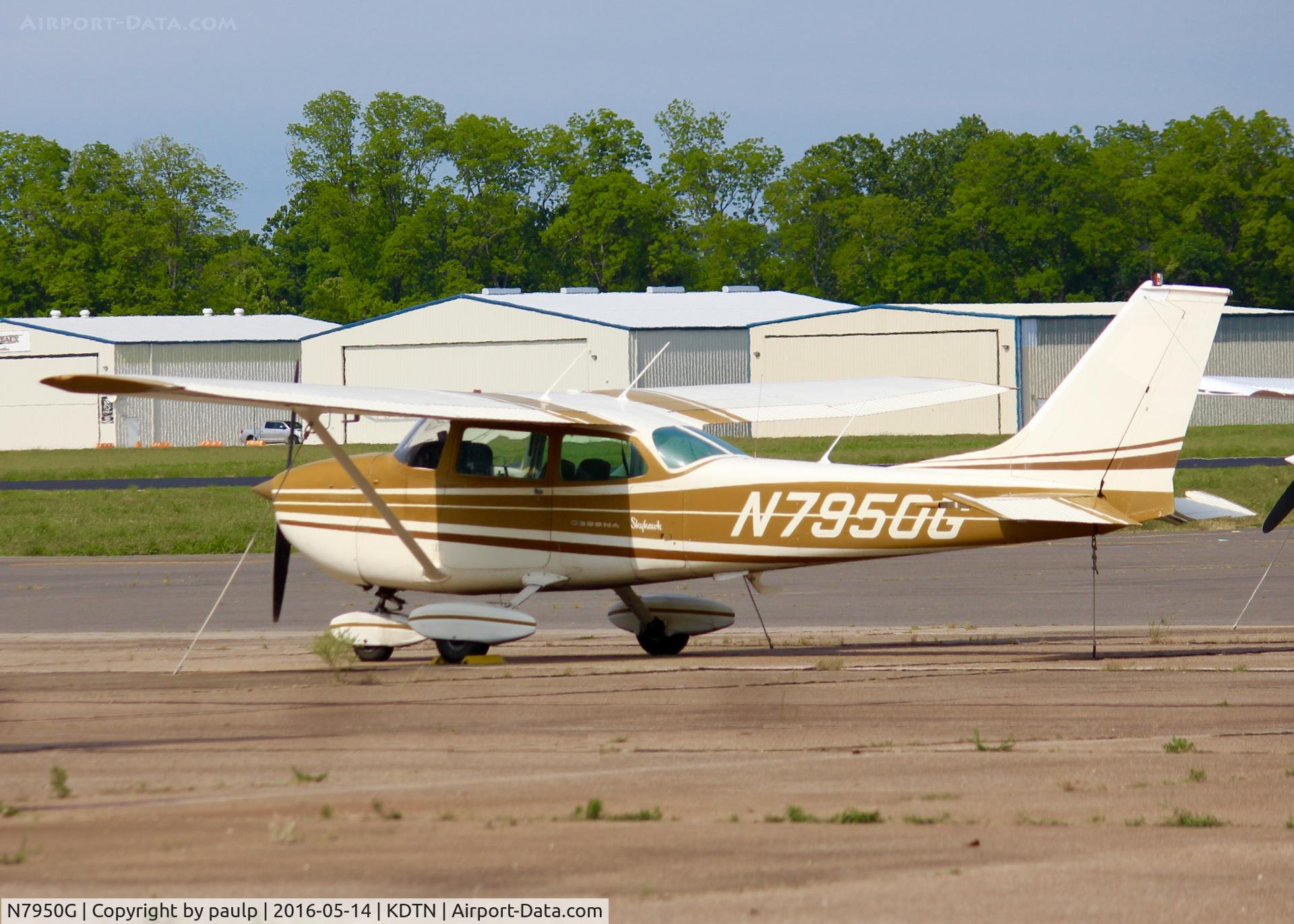 N7950G, 1970 Cessna 172L C/N 17259650, At Downtown Shreveport.