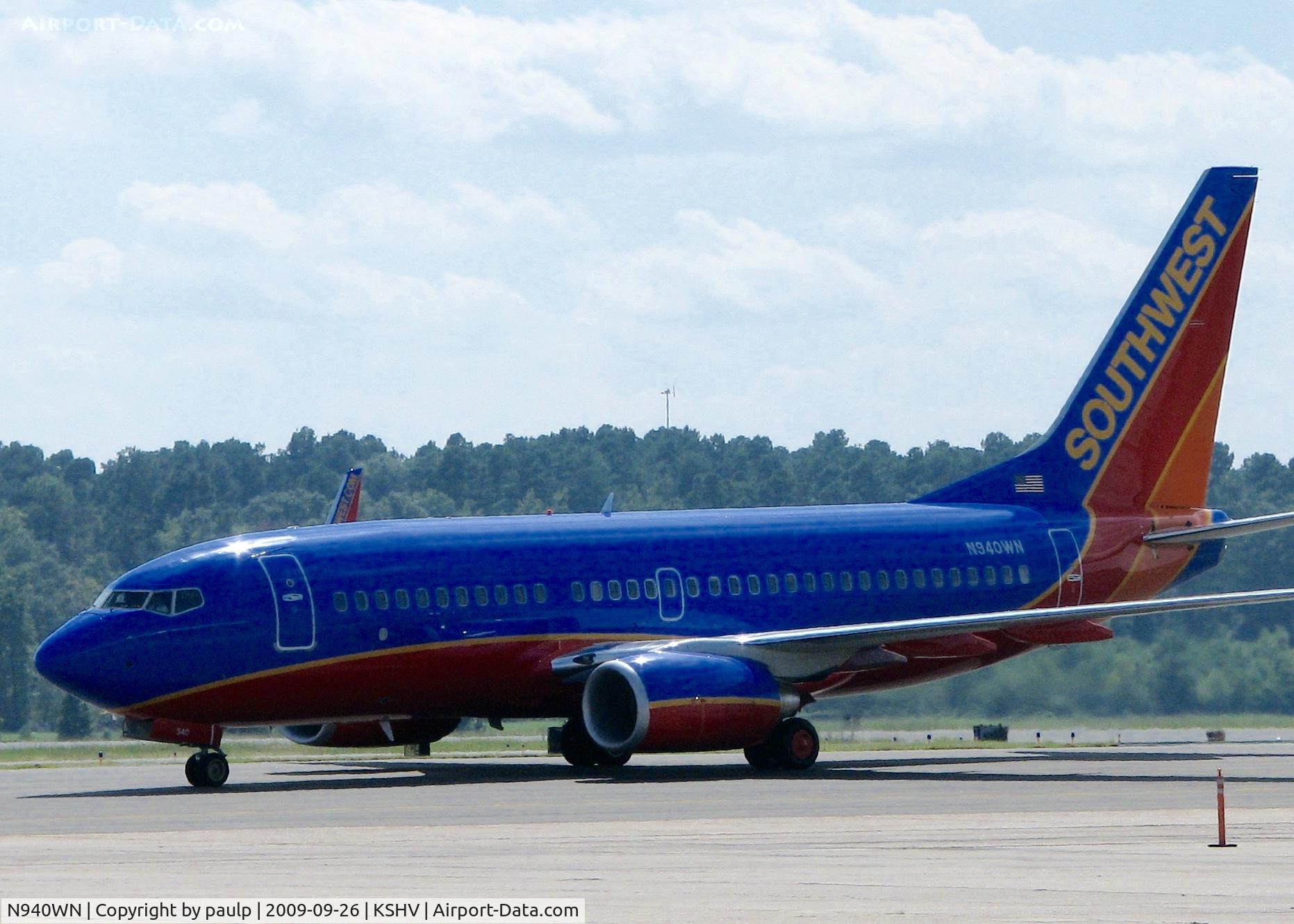 N940WN, 2009 Boeing 737-7H4 C/N 36900, At Shreveport Regional.