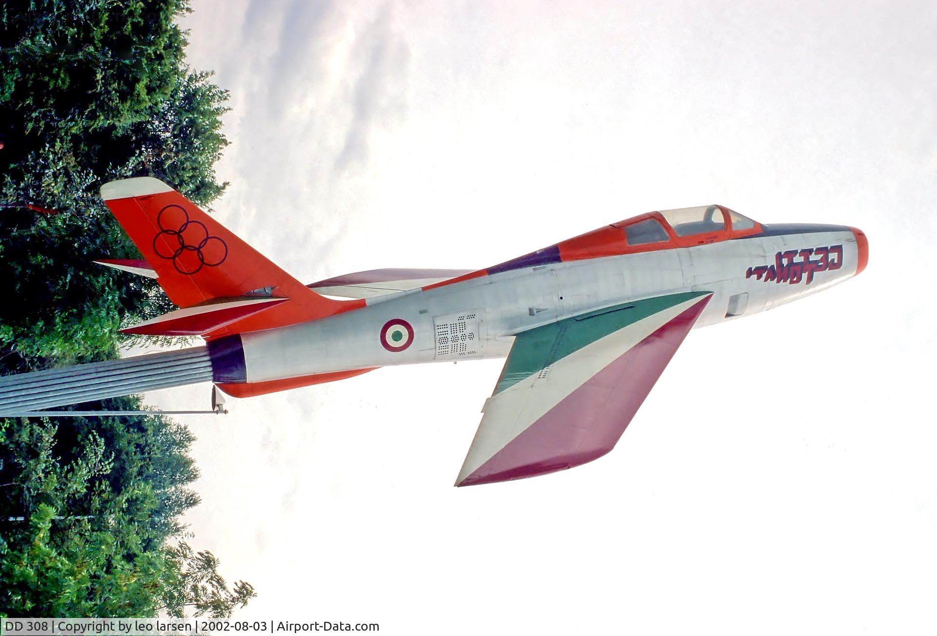 DD 308, 1952 Republic F-84F Thunderstreak C/N Not found 52-6816, Speyer Museum 3.8.02
