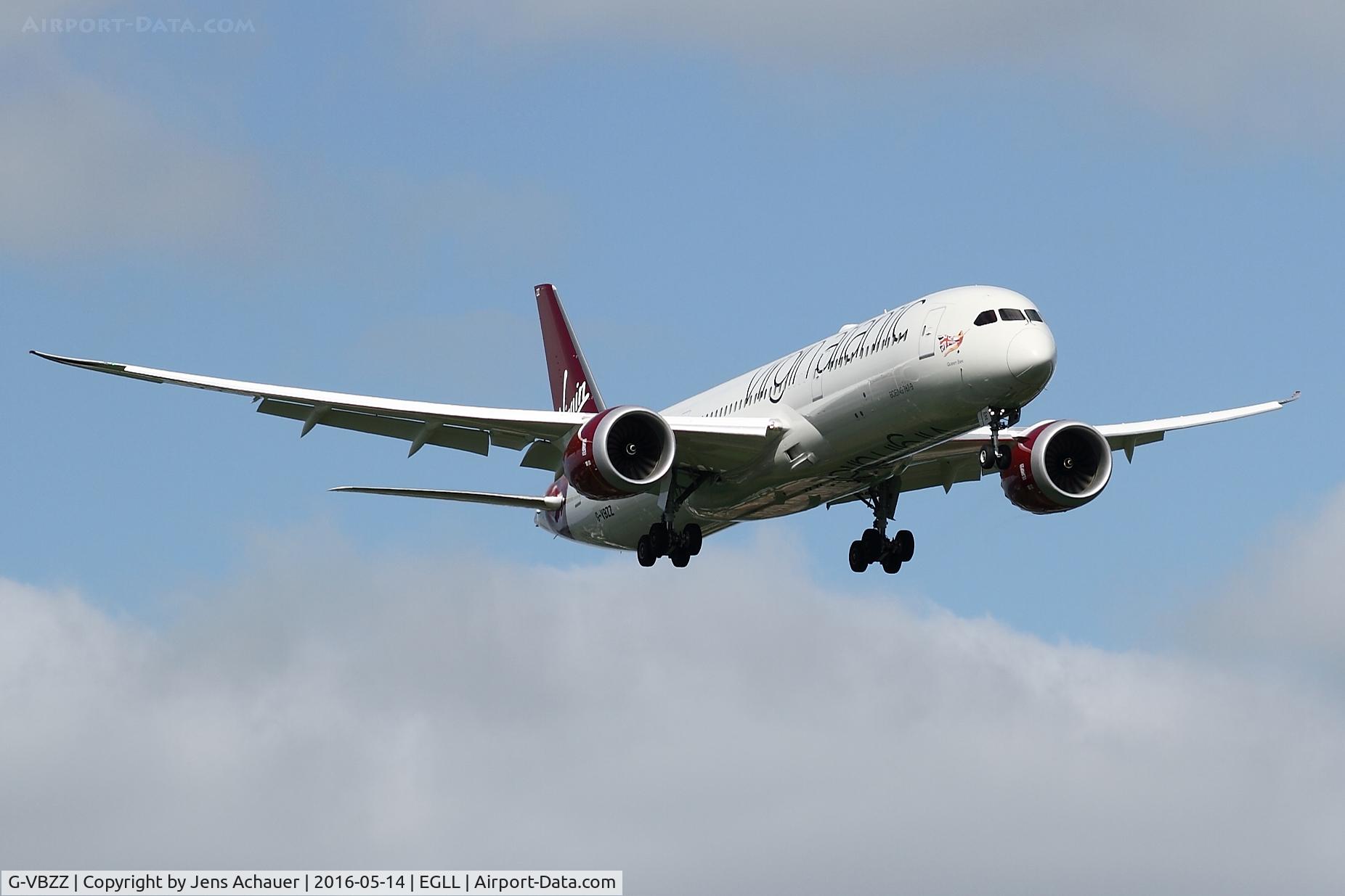 G-VBZZ, 2016 Boeing 787-9 Dreamliner C/N 37976, Arriving from