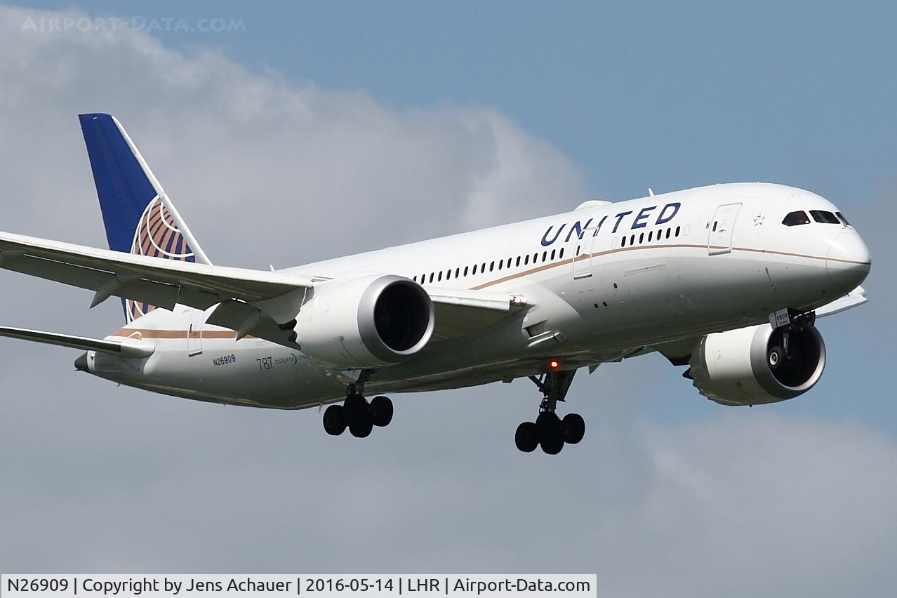 N26909, 2013 Boeing 787-8 Dreamliner C/N 34827, Arriving from Houston