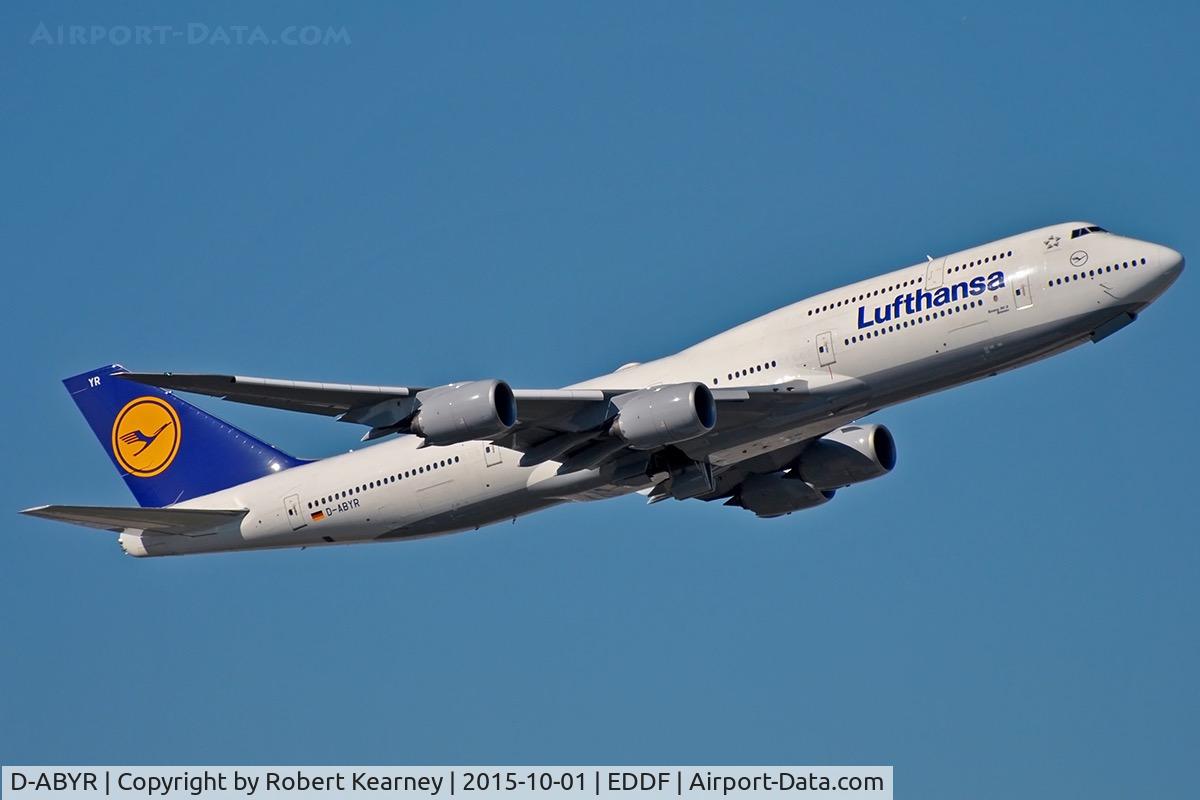 D-ABYR, 2014 Boeing 747-830 C/N 37842, Climbing out of EDDF