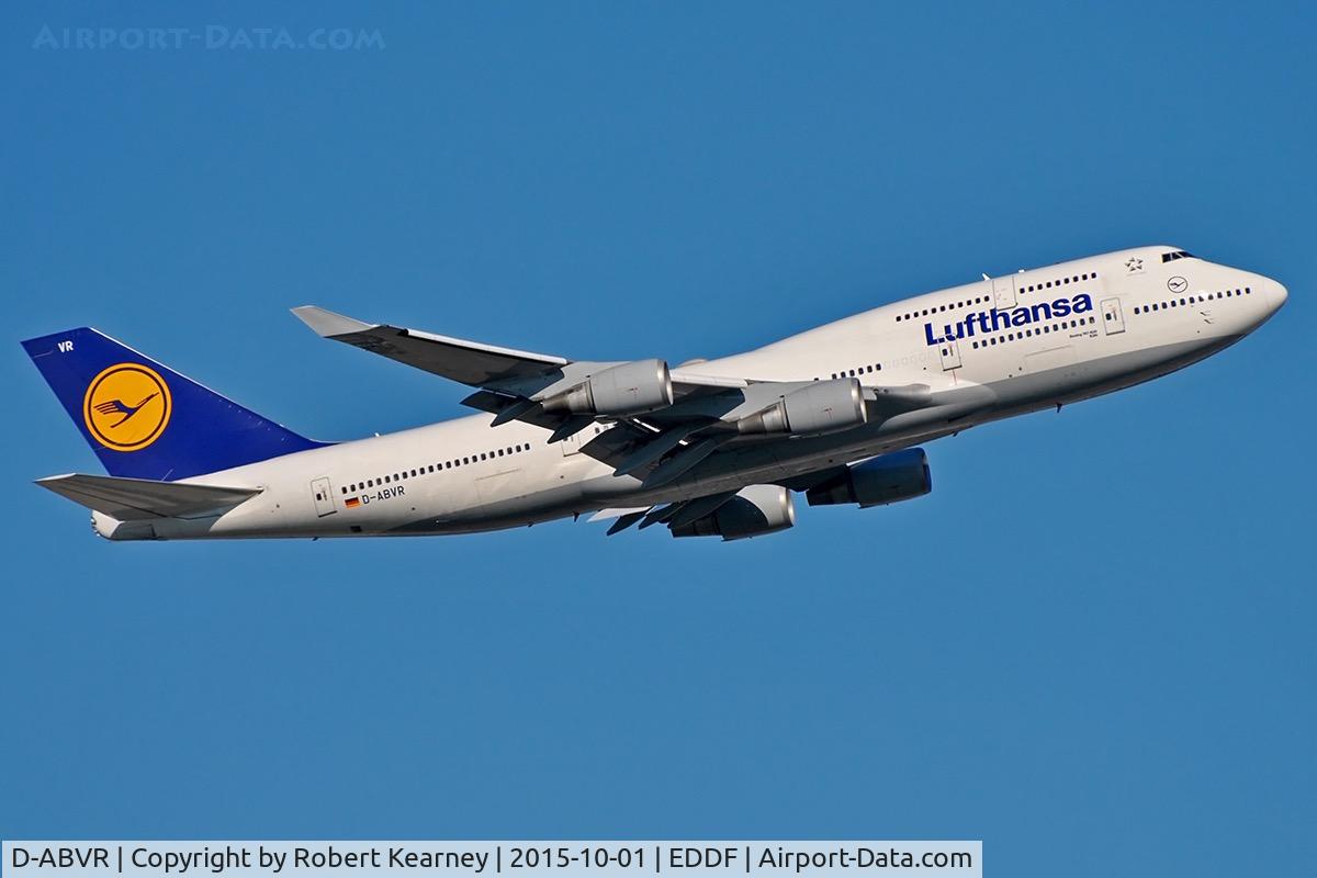 D-ABVR, 1997 Boeing 747-430 C/N 28285, Climbing out of EDDF