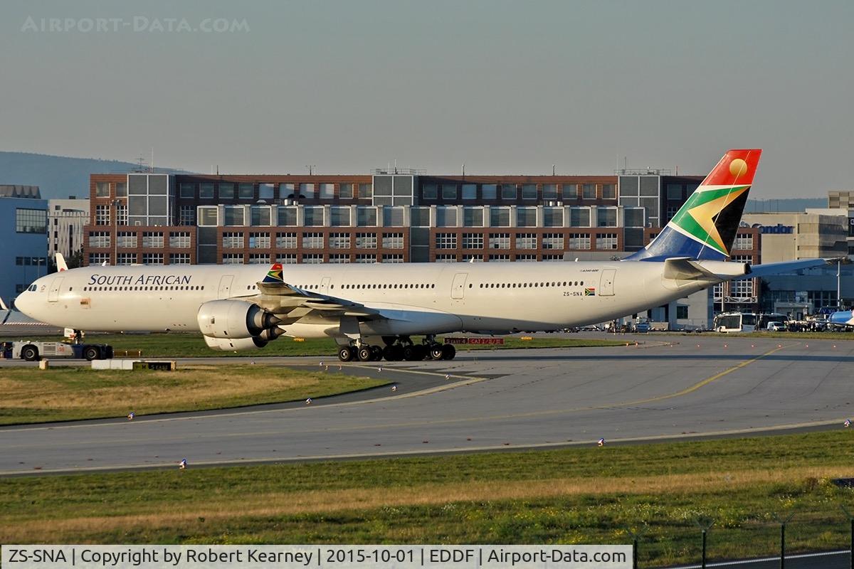 ZS-SNA, 2002 Airbus A340-642 C/N 410, On tow around to stand