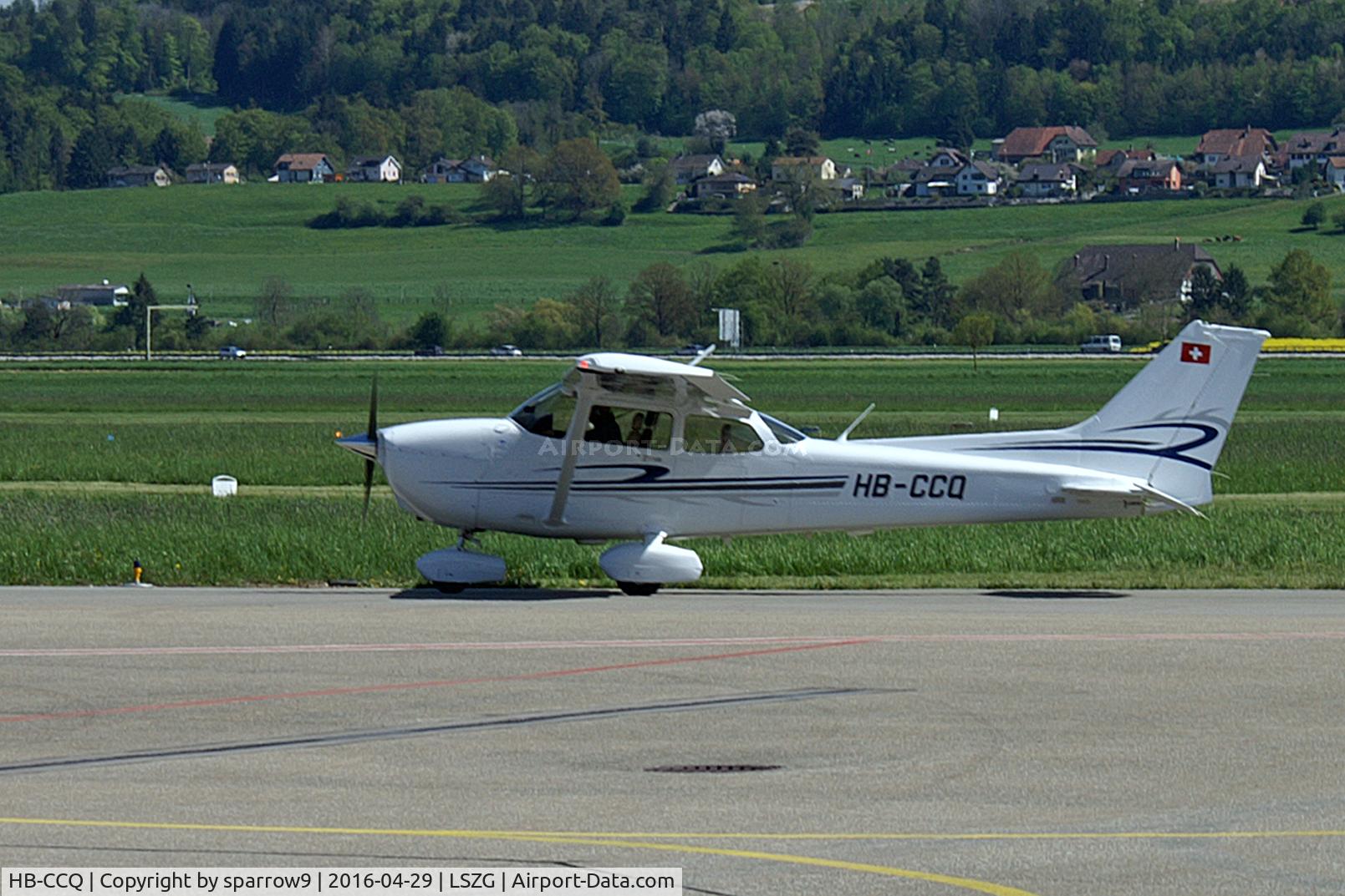 HB-CCQ, 2009 Cessna 172S C/N 172S10928, Now it is time to check out the new aircraft. Deregistered 2024-02-26.