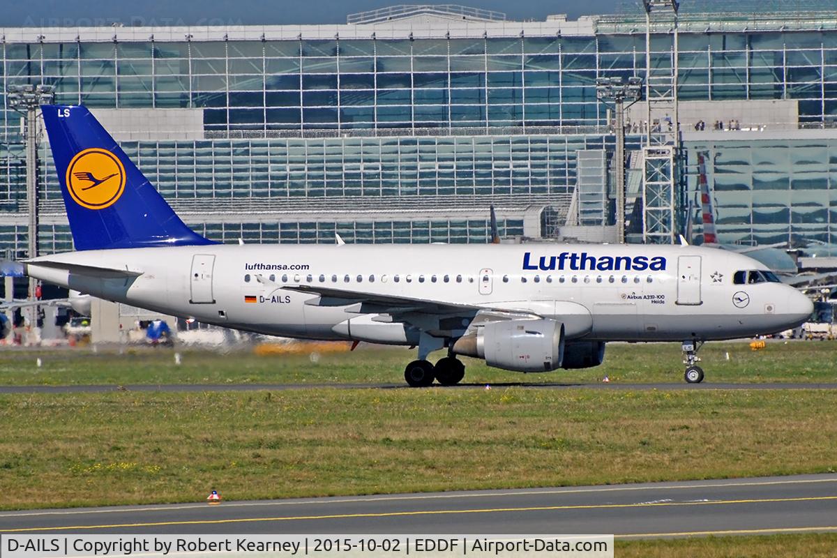 D-AILS, 1997 Airbus A319-114 C/N 729, Taxiing in after arrival