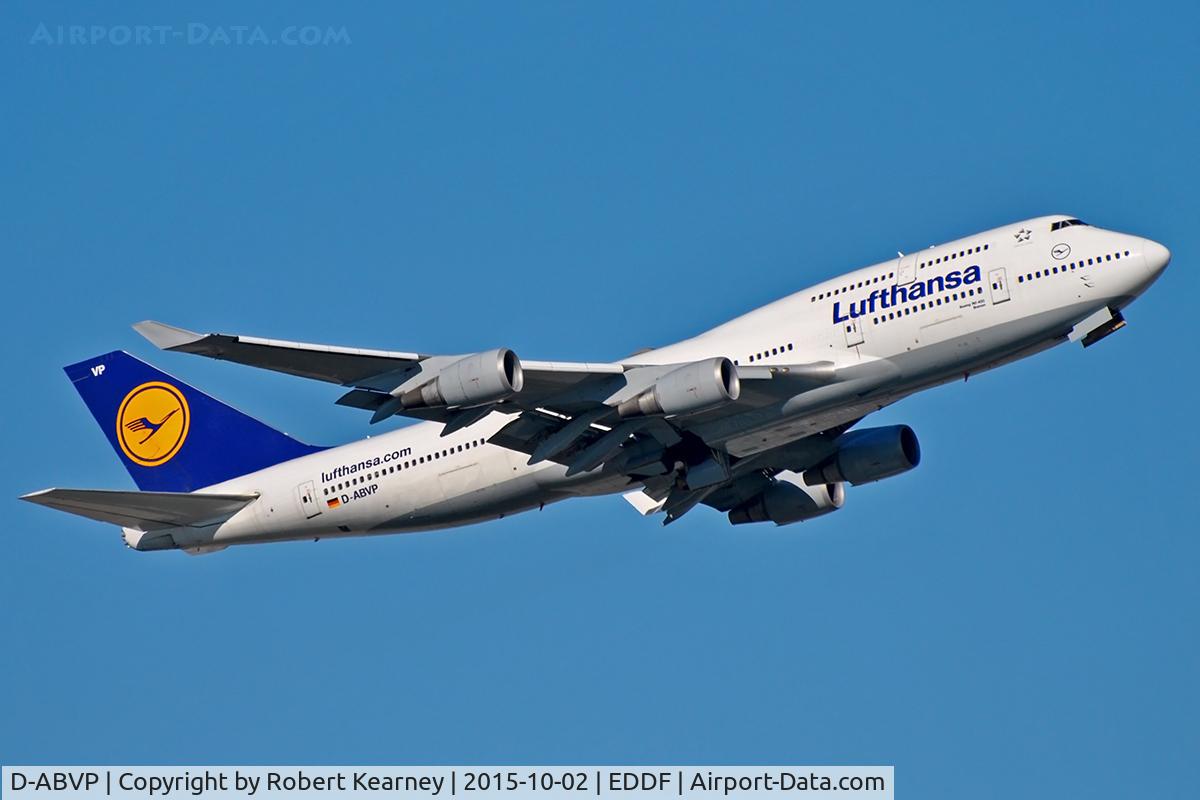 D-ABVP, 1997 Boeing 747-430 C/N 28284, Climbing out of EDDF