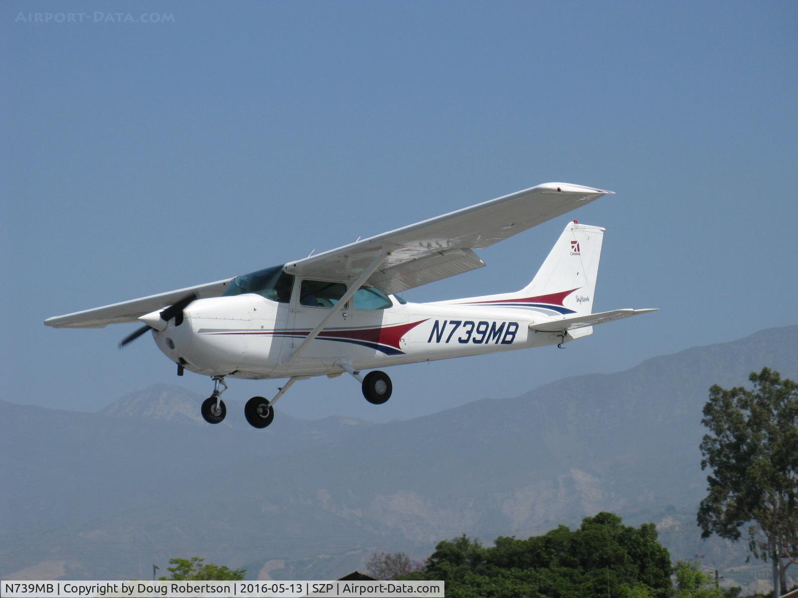 N739MB, 1978 Cessna 172N C/N 17270641, 1978 Cessna 172N SKYHAWK, Lycoming O-320-H2AD 160 Hp, on final Rwy 22