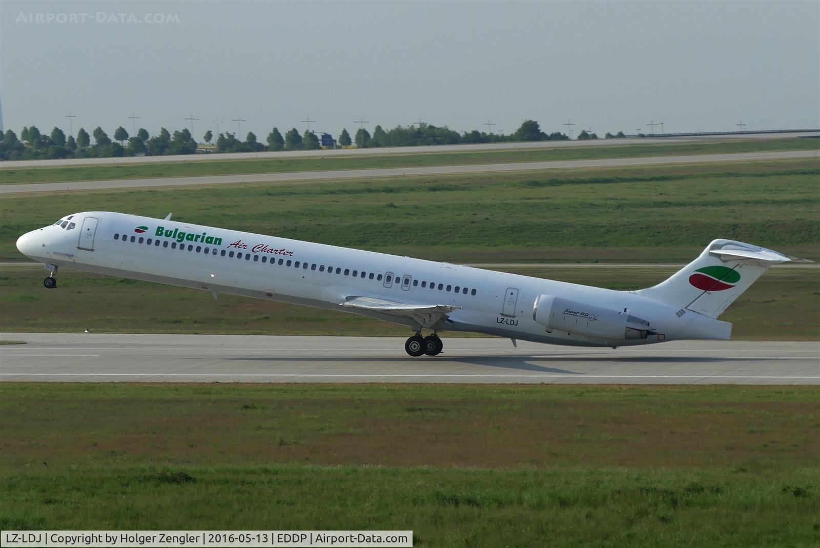 LZ-LDJ, 1995 McDonnell Douglas MD-82 (DC-9-82) C/N 53230, Take off for a ride to VAR.....