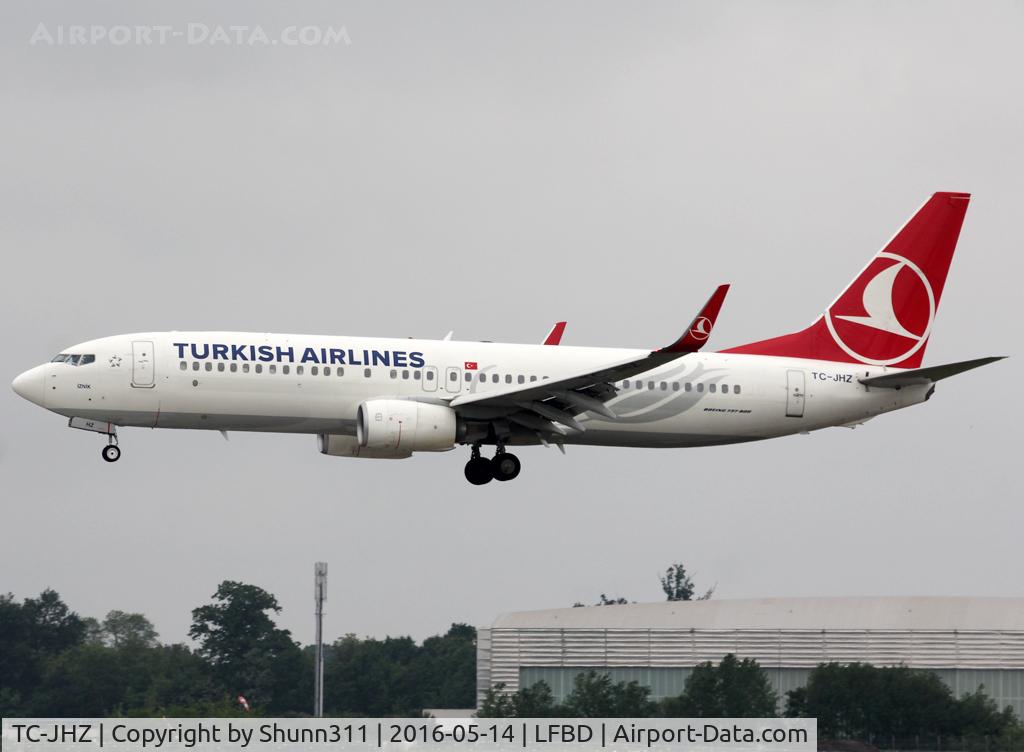 TC-JHZ, 2014 Boeing 737-8F2 C/N 42004, Landing rwy 23