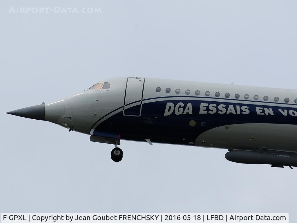 F-GPXL, 1990 Fokker 100 (F-28-0100) C/N 11290, DGA 