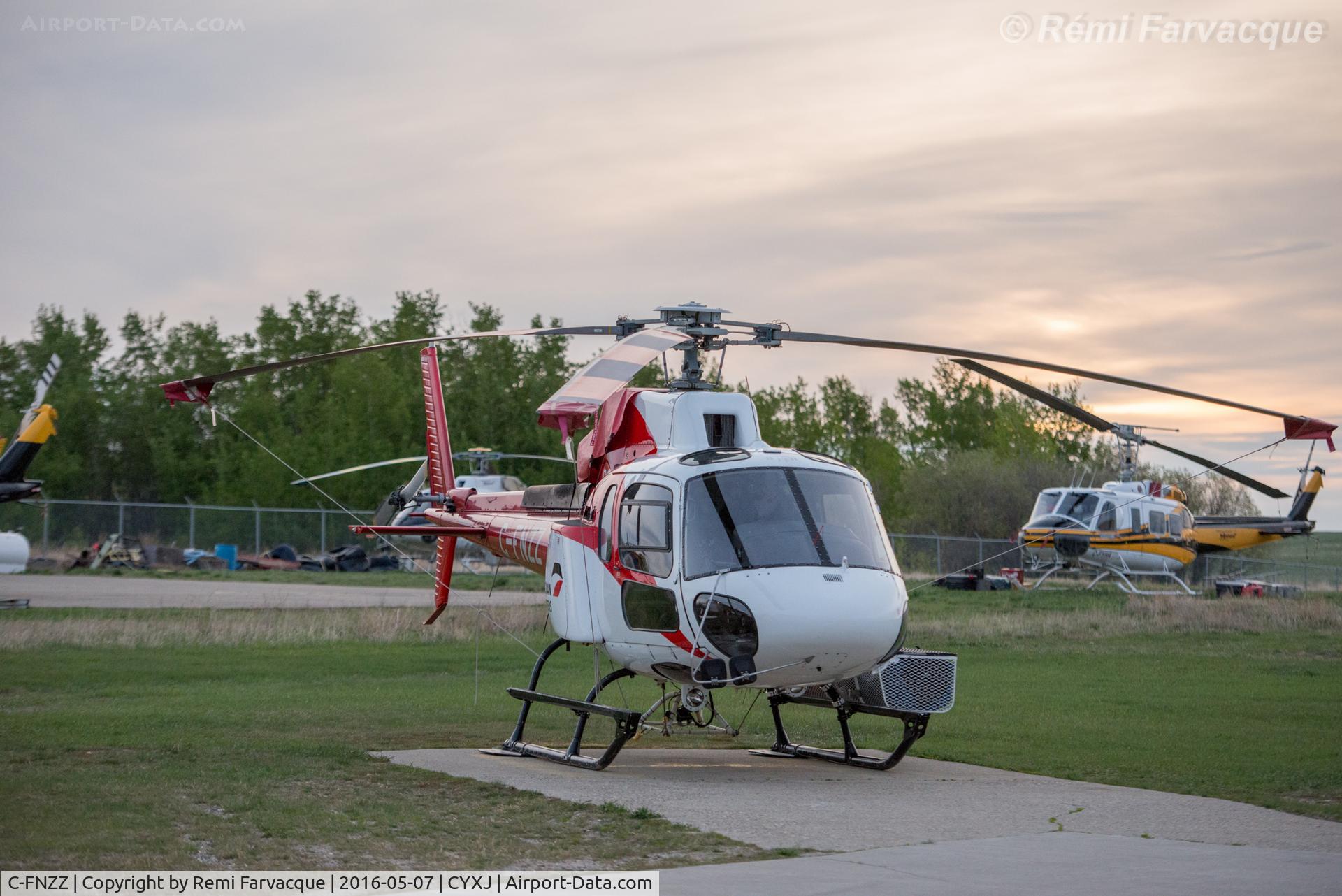 C-FNZZ, 2011 Eurocopter AS-350B-3E Ecureuil Ecureuil C/N 7263, Parked at Canadian Helicopters base.