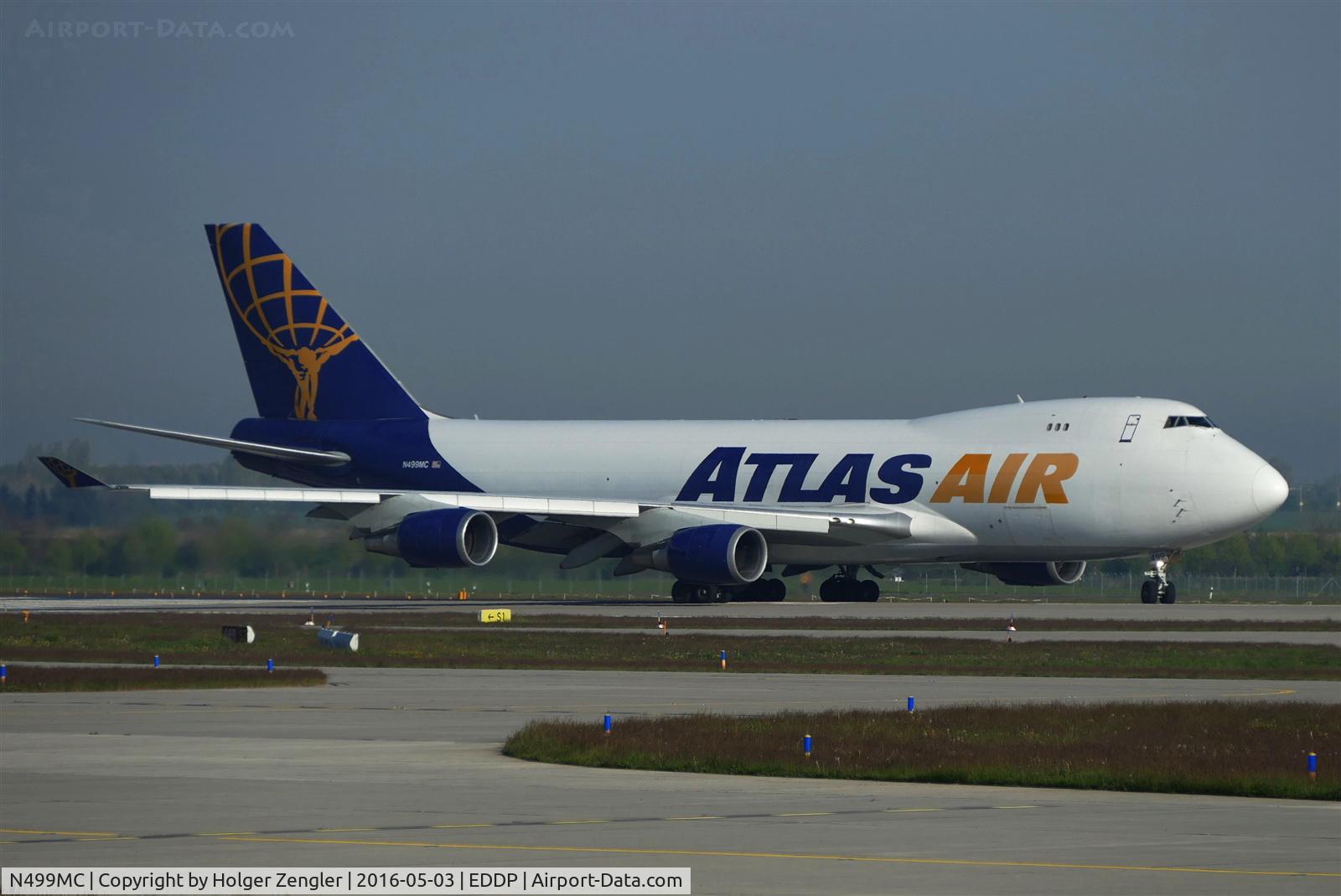 N499MC, 2000 Boeing 747-47UF C/N 29260, Lining up for departure on rwy 08R....