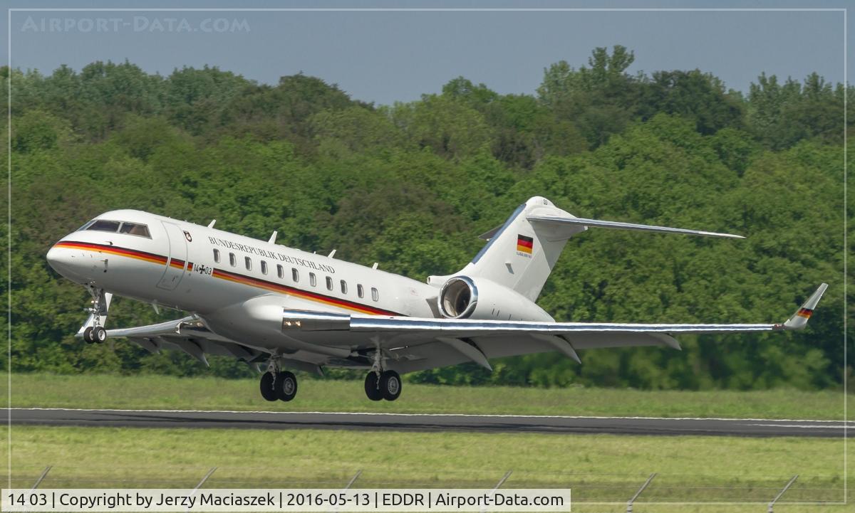 14 03, 2010 Bombardier BD-700-1A11 Global 5000 C/N 9411, Bombardier BD-700-1A11