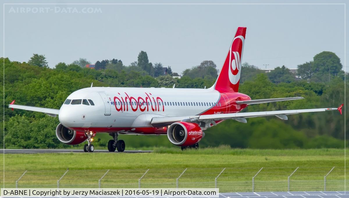 D-ABNE, 2003 Airbus A320-214 C/N 2003, Cessna 172M