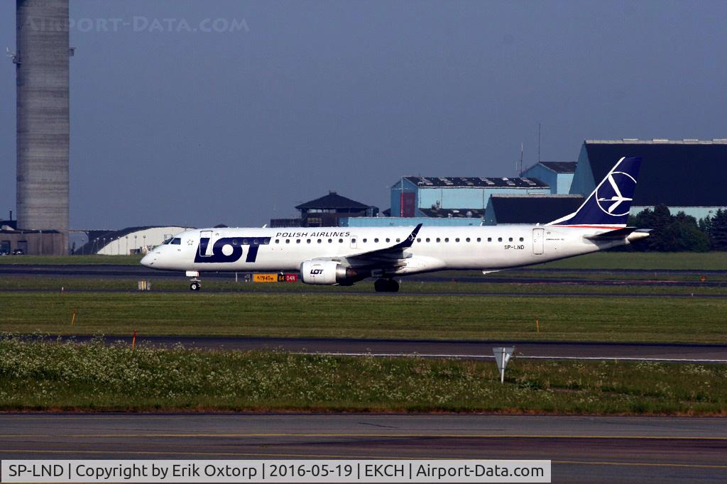 SP-LND, 2012 Embraer 195LR (ERJ-190-200LR) C/N 19000516, SP-LND just arived rw 22L