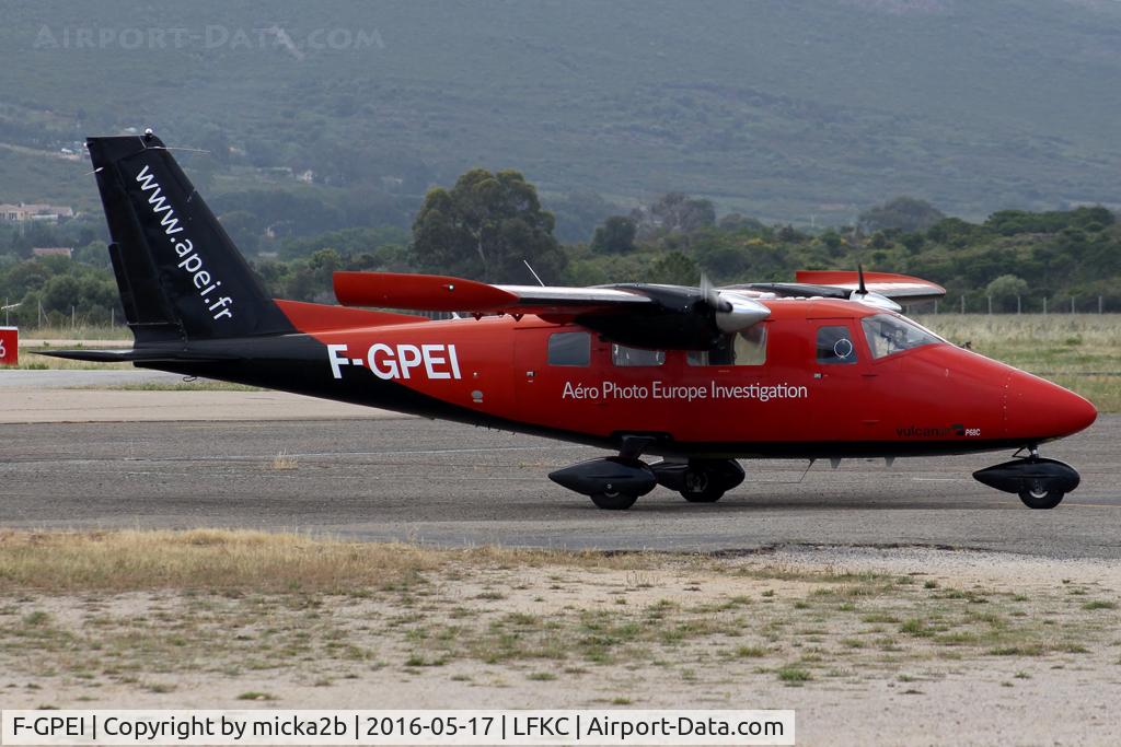F-GPEI, 2000 Vulcanair P-68C C/N 402, Taxiing