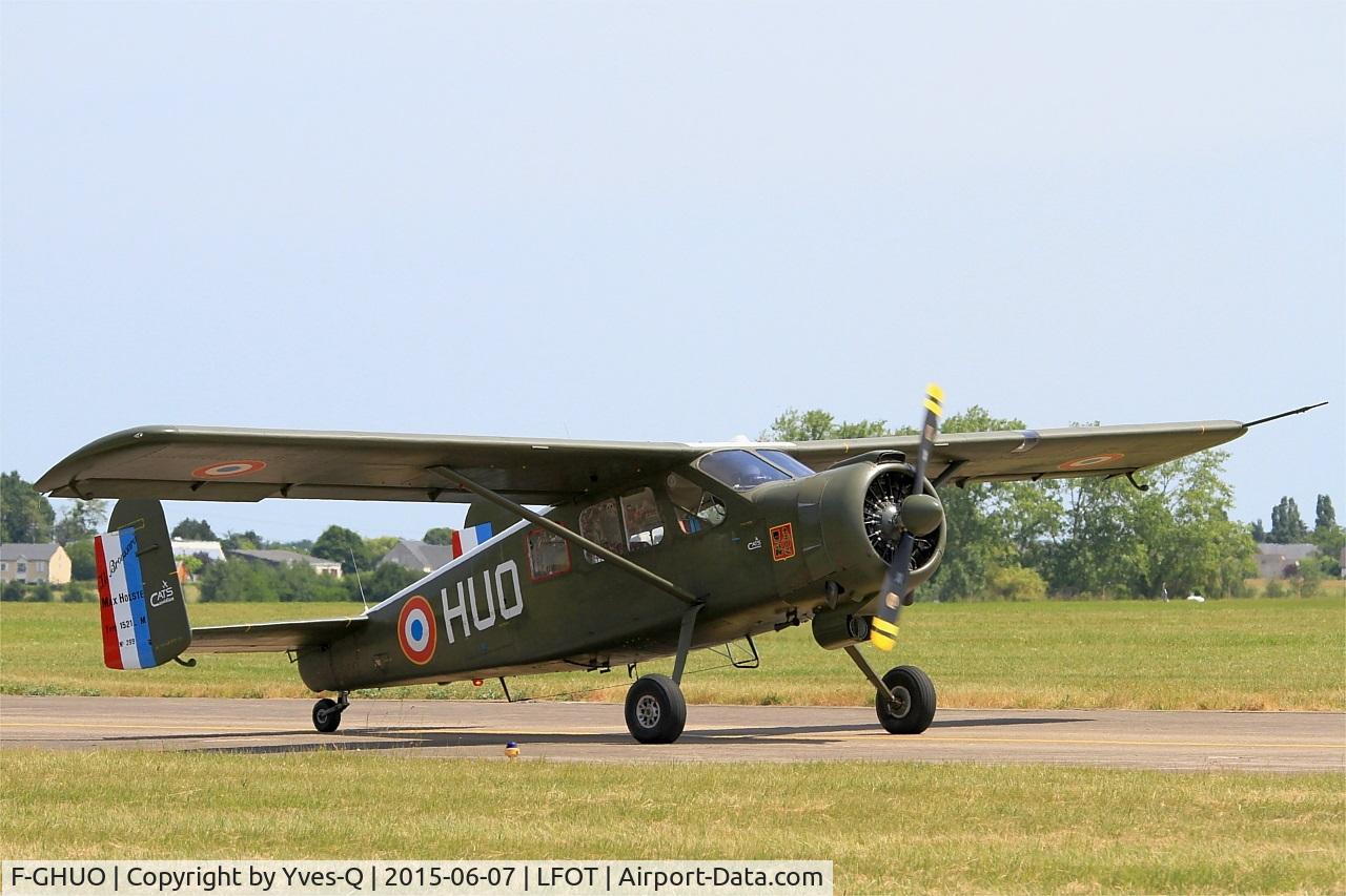 F-GHUO, Max Holste MH-1521C-1 Broussard C/N 299, Max Holste MH-1521C-1 Broussard, Taxiing to parking area, Tours-St Symphorien Air Base 705 (LFOT-TUF) Open day 2015