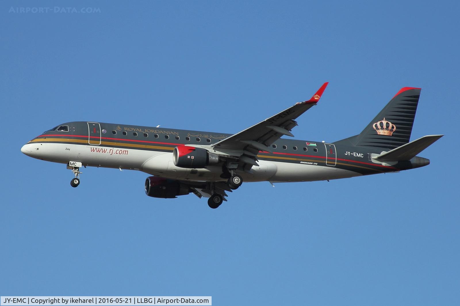 JY-EMC, 2008 Embraer 175LR (ERJ-170-200LR) C/N 17000223, Flight from Amman upon landing on runway 12.