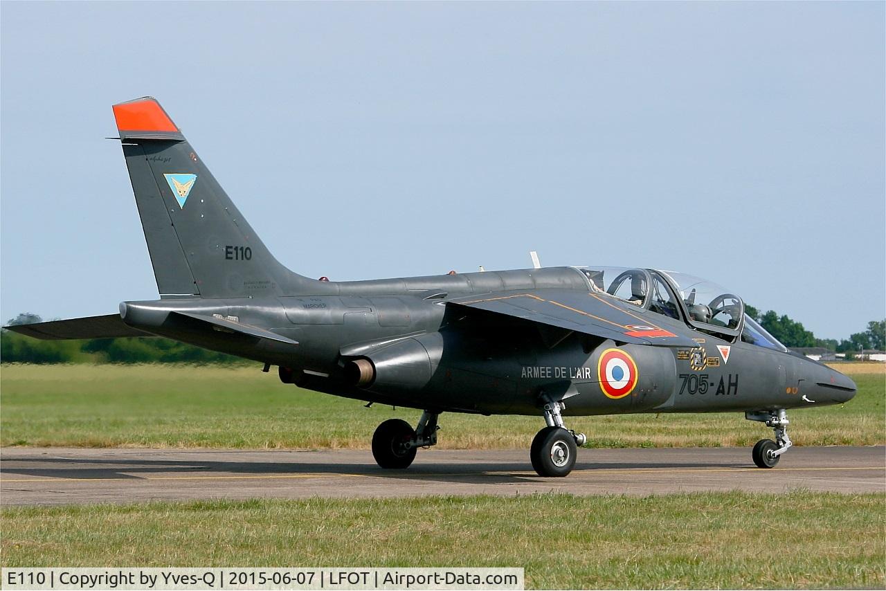 E110, Dassault-Dornier Alpha Jet E C/N E110, Dassault-Dornier Alpha Jet E, Taxiing to parking area, Tours - St Symphorien Air Base 705 (LFOT-TUF) Open day 2015