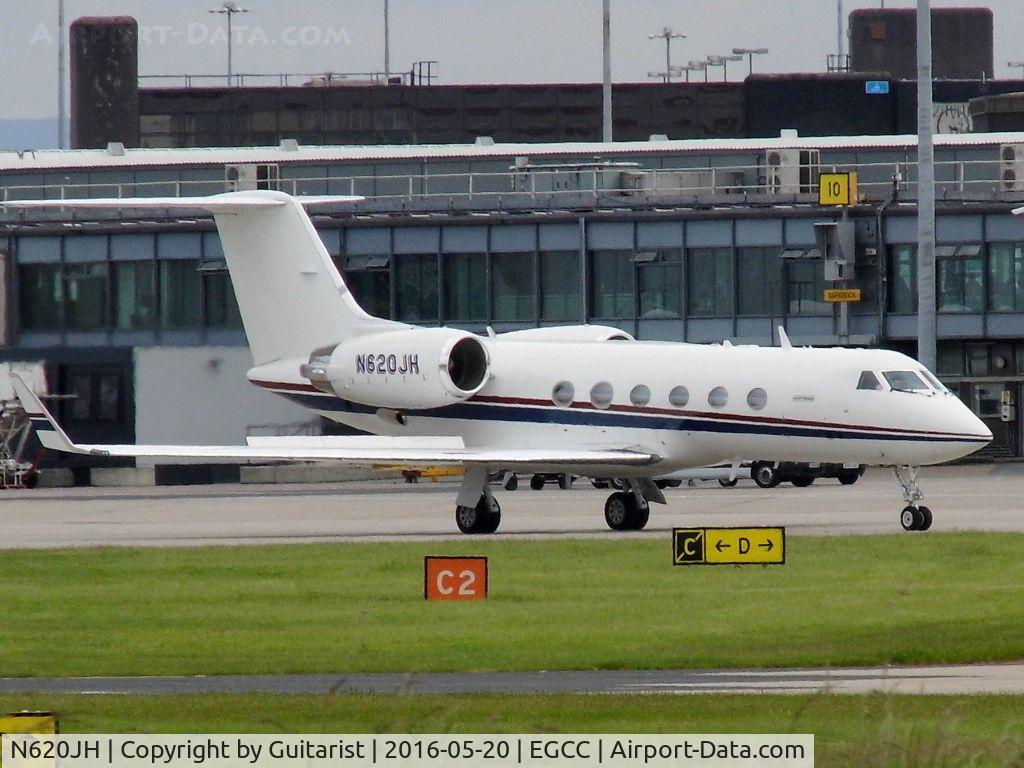 N620JH, 1995 Gulfstream Aerospace G-IV C/N 1272, At Manchester