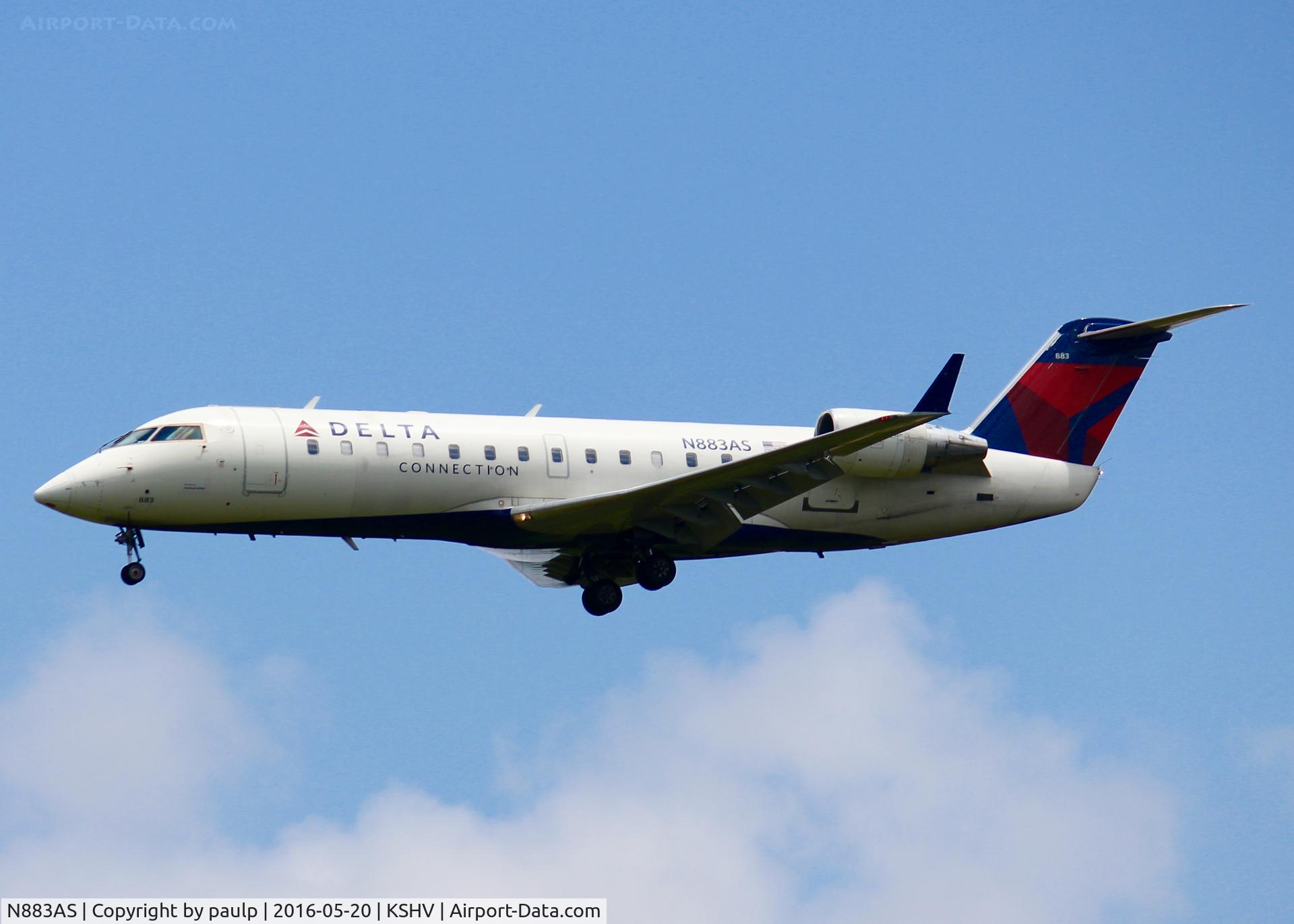 N883AS, 2001 Bombardier CRJ-200ER (CL-600-2B19) C/N 7504, At Shreveport Regional.