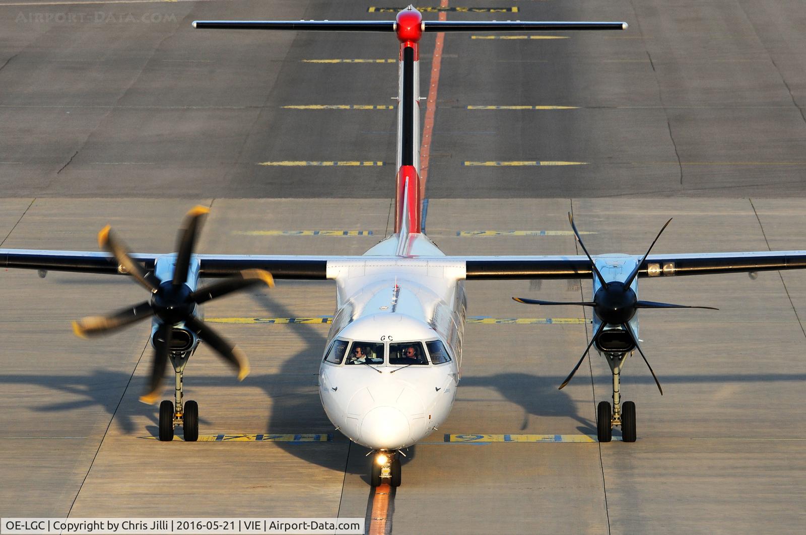 OE-LGC, 2000 De Havilland Canada DHC-8-402Q Dash 8 C/N 4026, Austrian Airlines