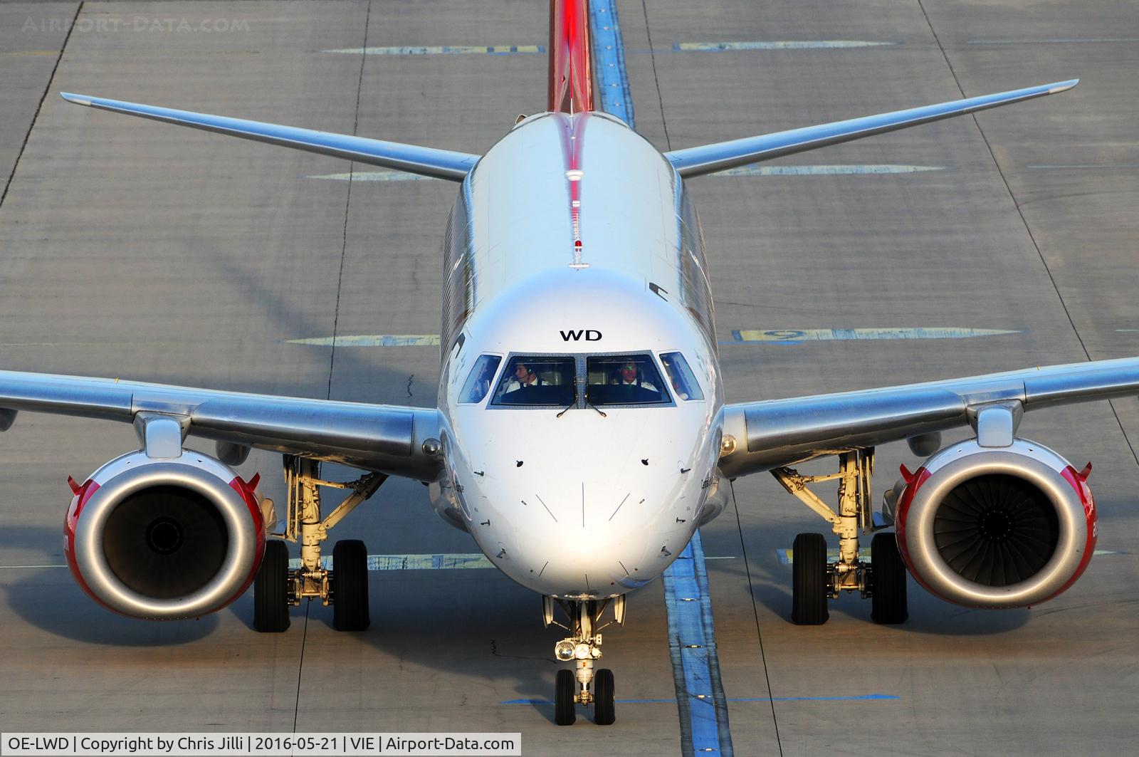 OE-LWD, 2011 Embraer 195LR (ERJ-190-200LR) C/N 19000411, Austrian Airlines