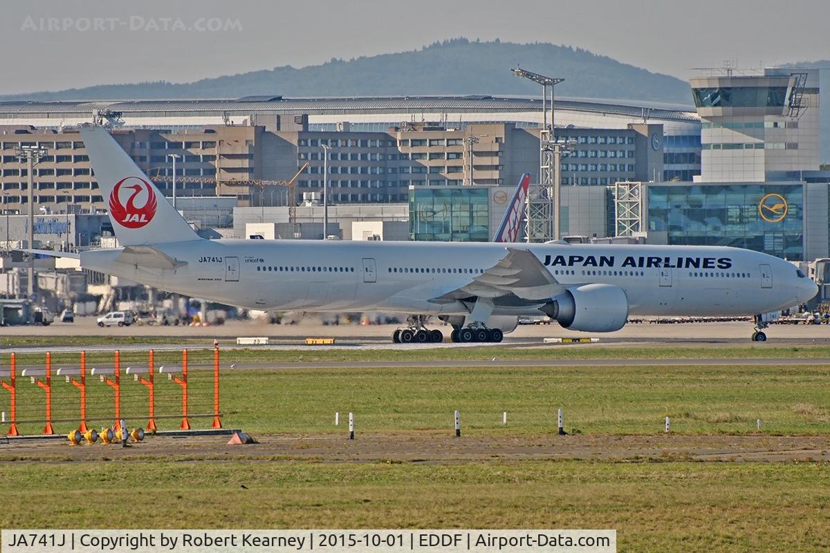 JA741J, 2009 Boeing 777-346/ER C/N 36128, Taxiing in after arrival