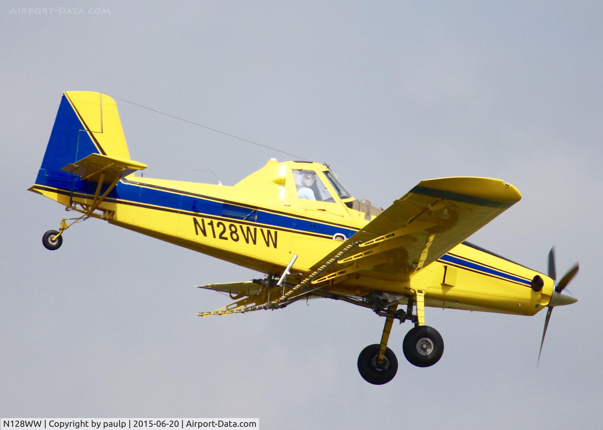 N128WW, 2011 Air Tractor Inc AT-502B C/N 502B-2793, Looks like fun flying!