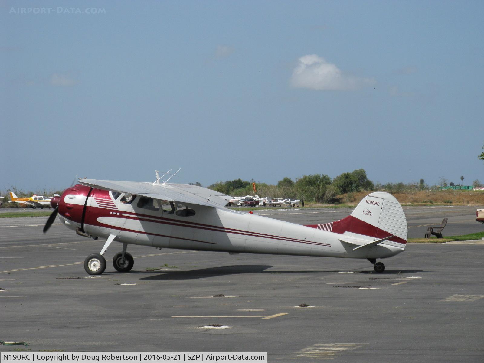 N190RC, 1953 Cessna 190 C/N 16056, 1953 Cessna 190 BUSINESSLINER, Continental W670 220 Hp, taxi to transient ramp
