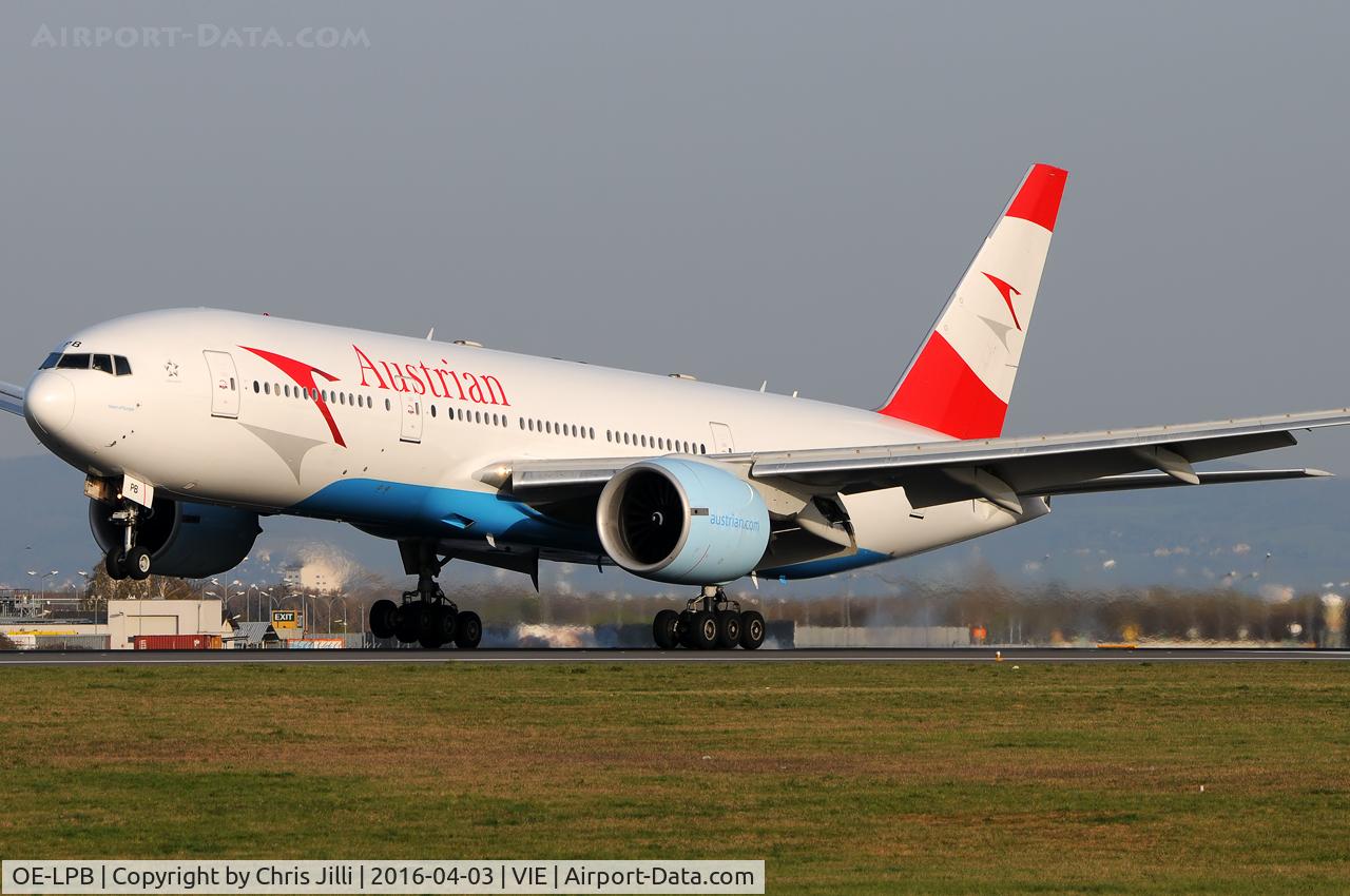 OE-LPB, 1998 Boeing 777-2Z9/ER C/N 28699, Austrian Airlines
