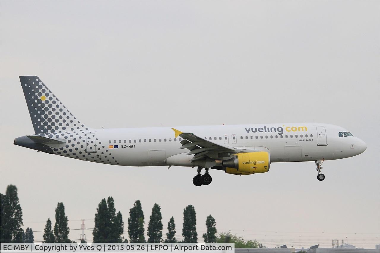 EC-MBY, 2011 Airbus A320-214 C/N 4674, Airbus A320-214, On final rwy 06, Paris-Orly Airport (LFPO-ORY)