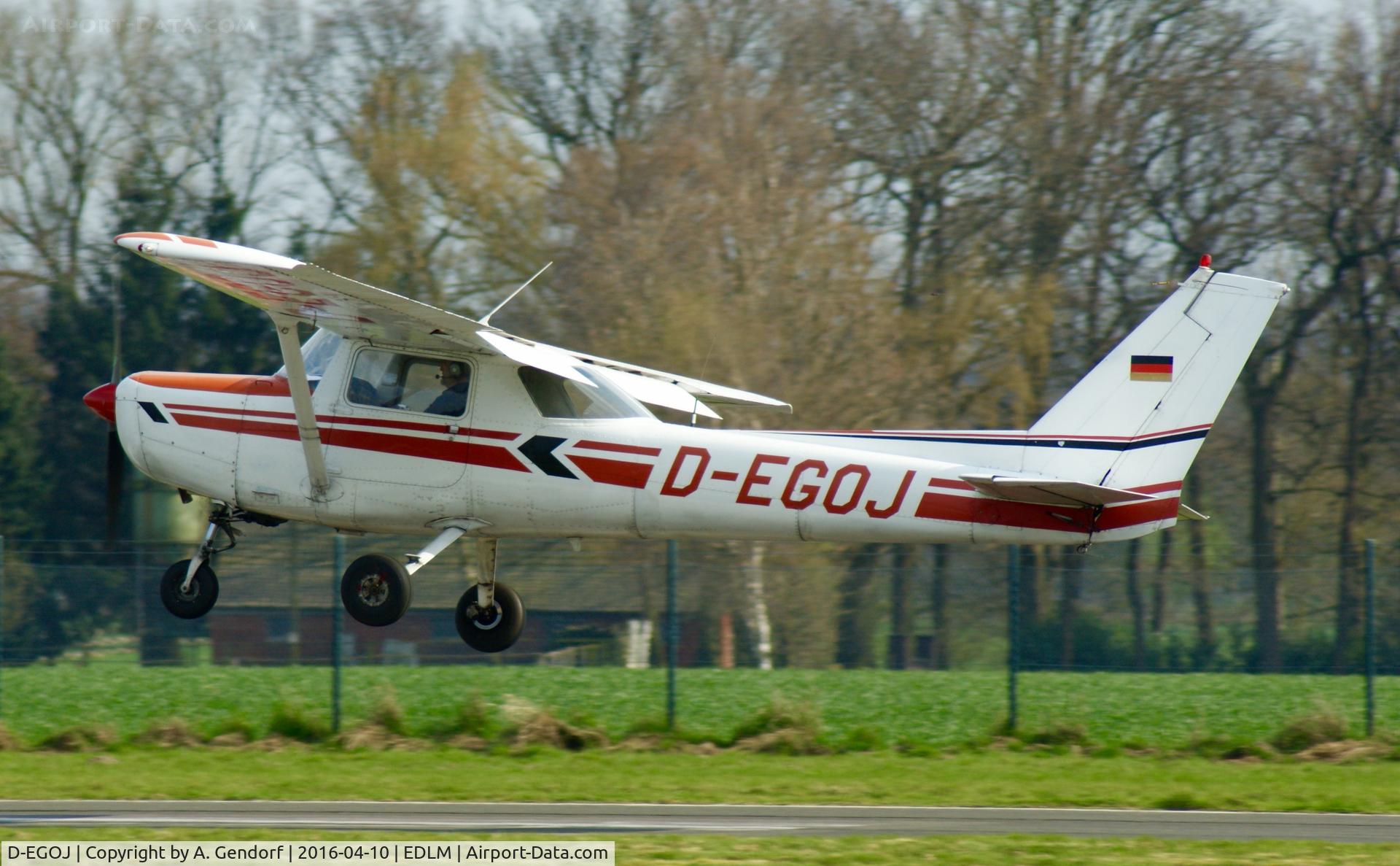 D-EGOJ, Reims F152 C/N F15201647, Private, is here landing at the airfield Marl-Loemühle(EDLM)
