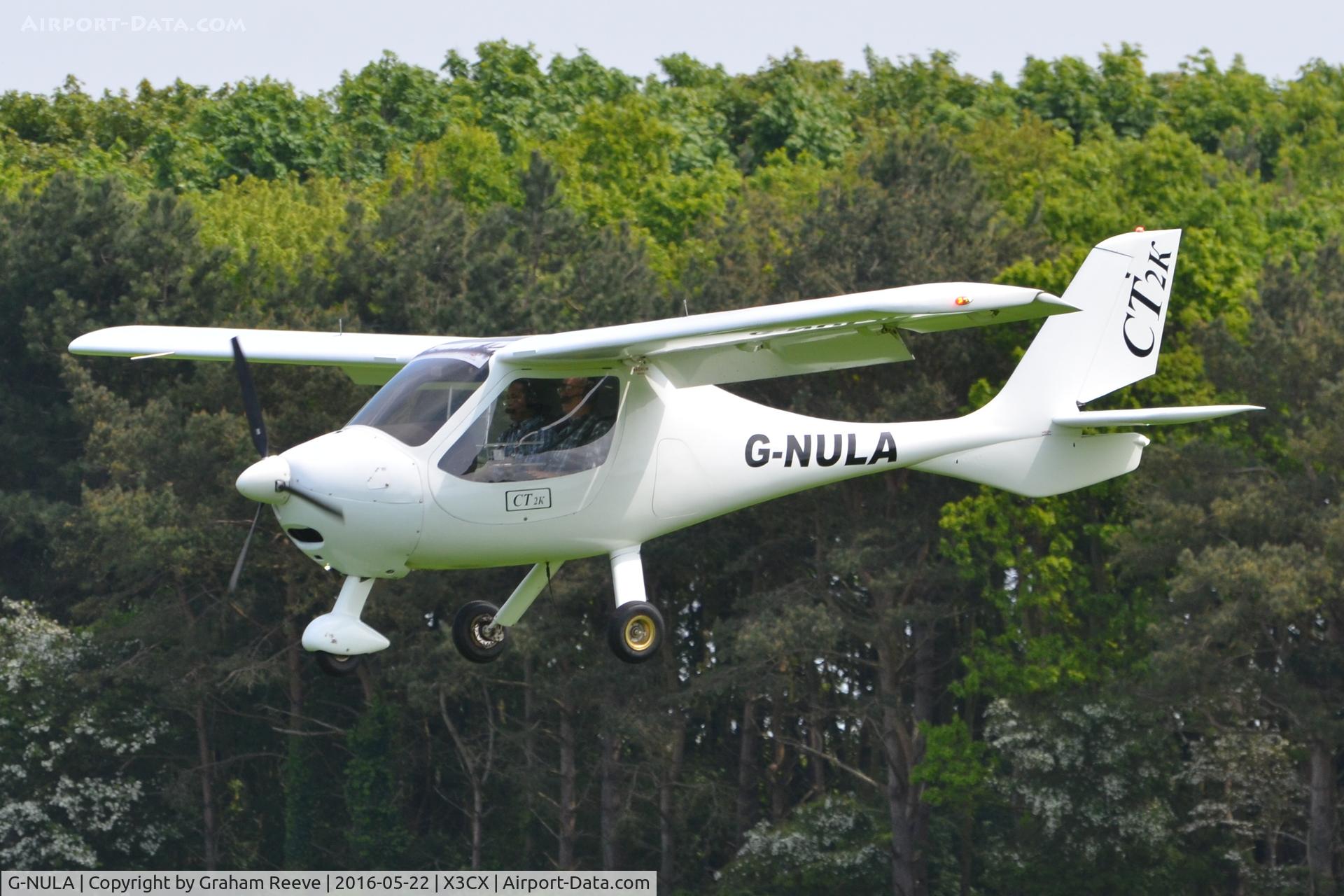 G-NULA, 2002 Flight Design CT2K C/N 02.05.05.04, Landing at Northrepps.
