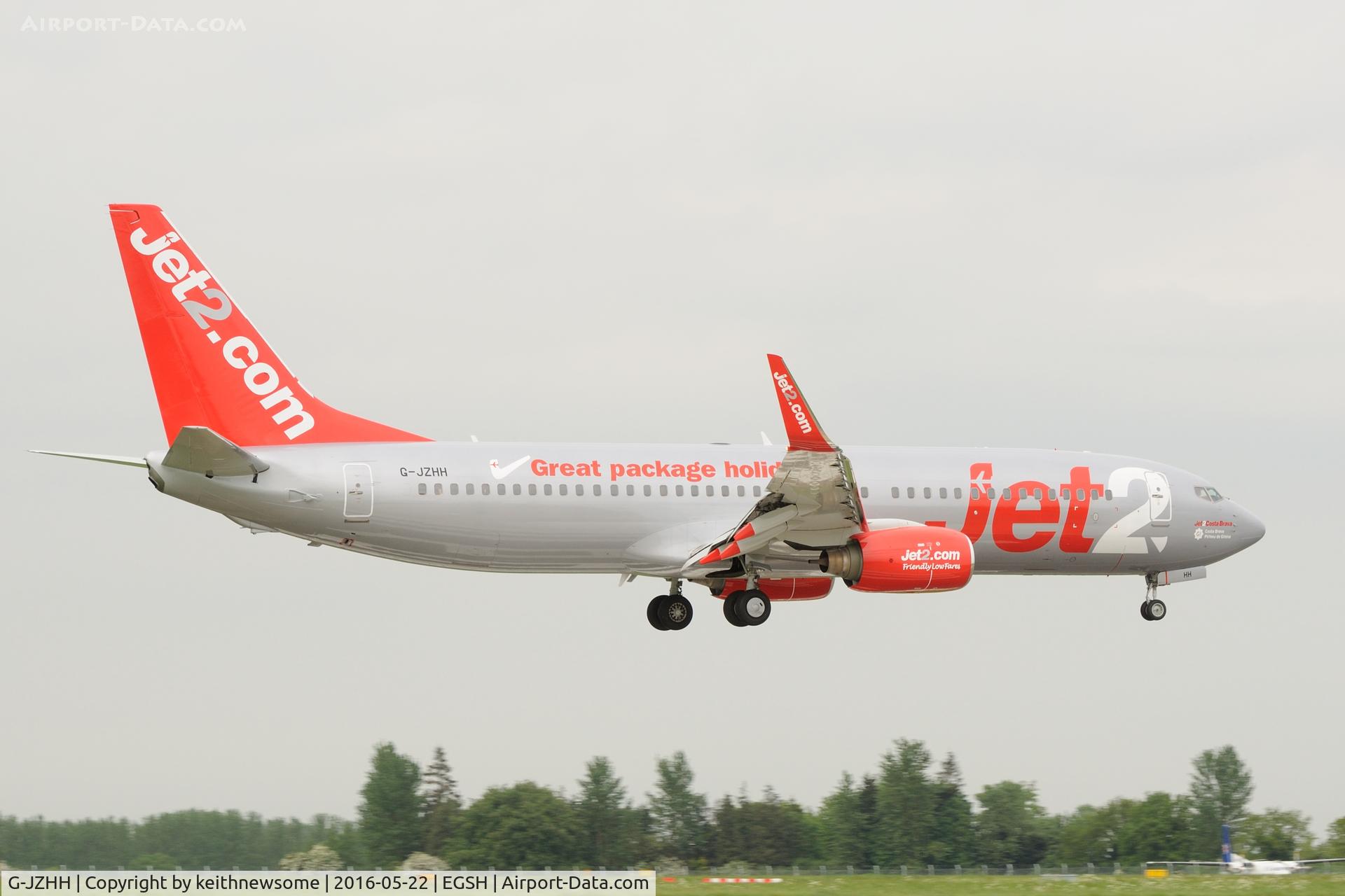 G-JZHH, 2000 Boeing 737-85P C/N 28536, Landing following air test.